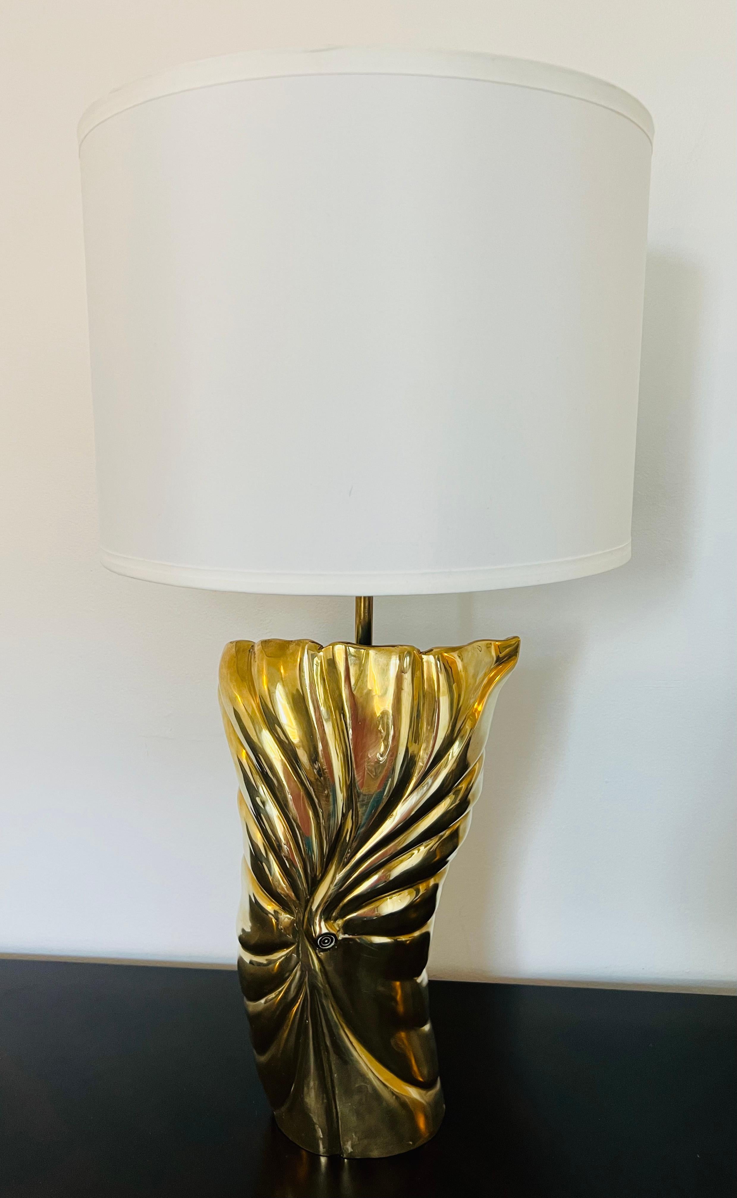 American Chapman Lighting 1980s Sculptural Table Lamp In Excellent Condition For Sale In New York, NY