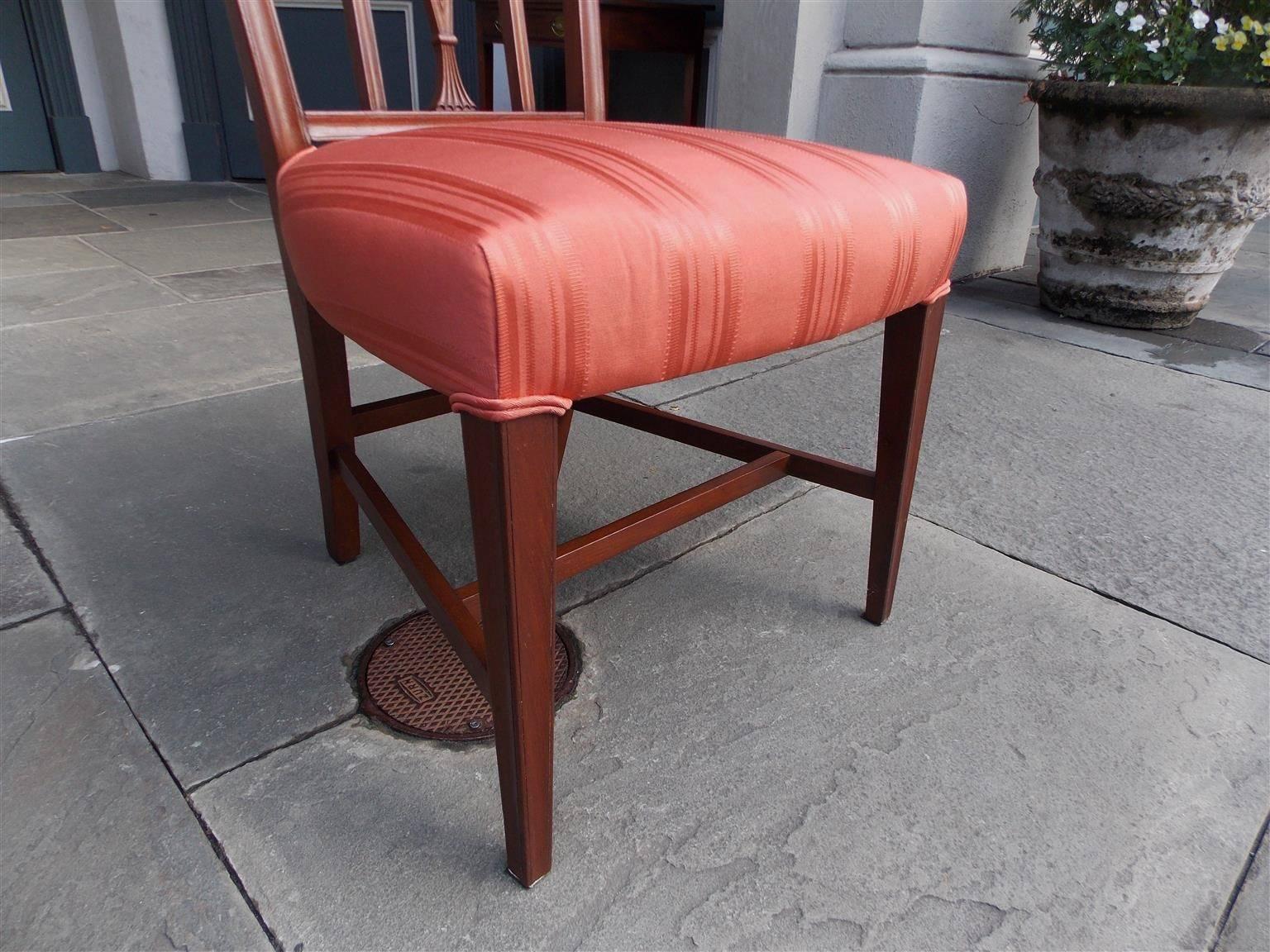 American Charleston Mahogany Upholstered Side Chair, Circa 1790 In Excellent Condition For Sale In Hollywood, SC