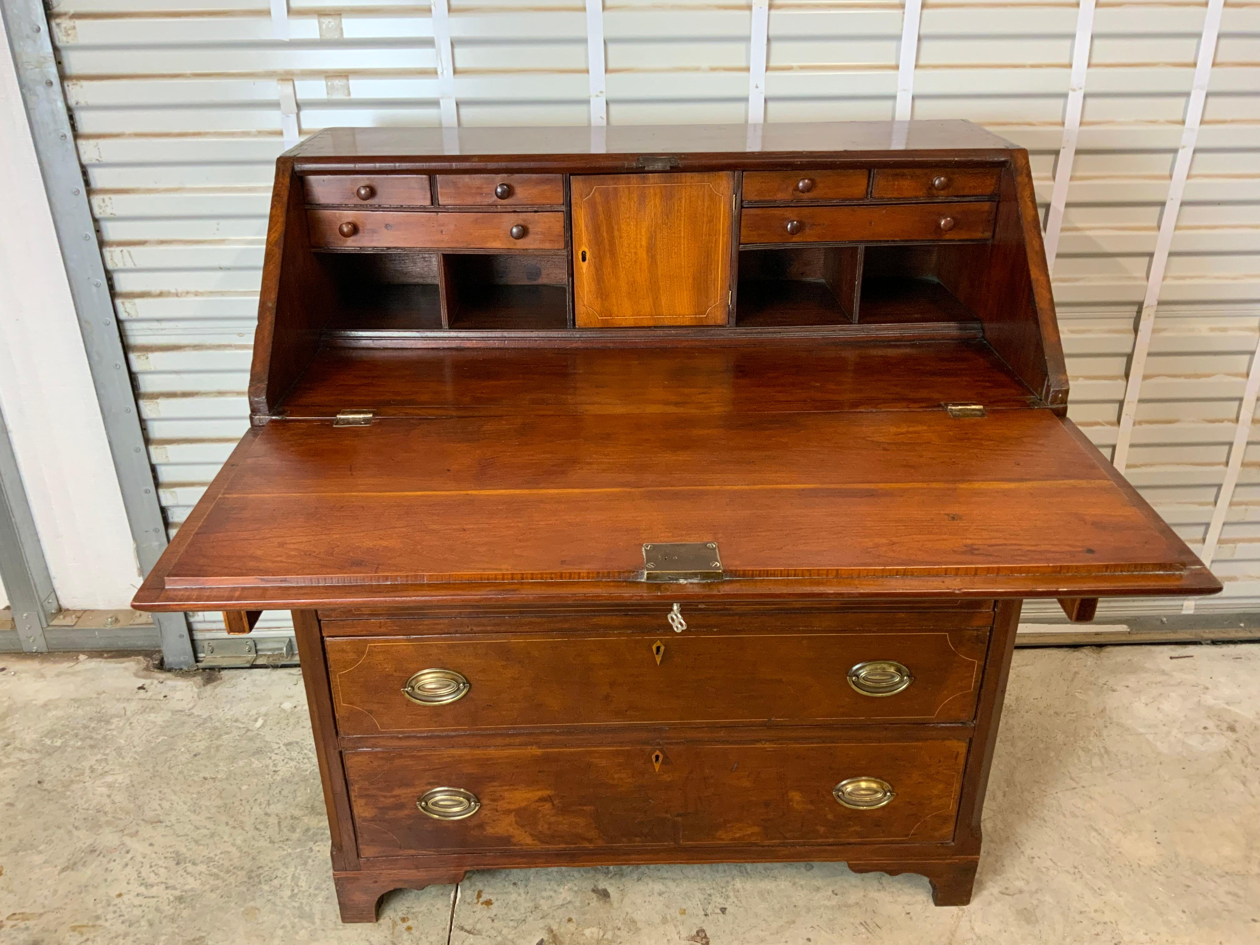 American Cherry Slant Front Desk In Good Condition In Bradenton, FL