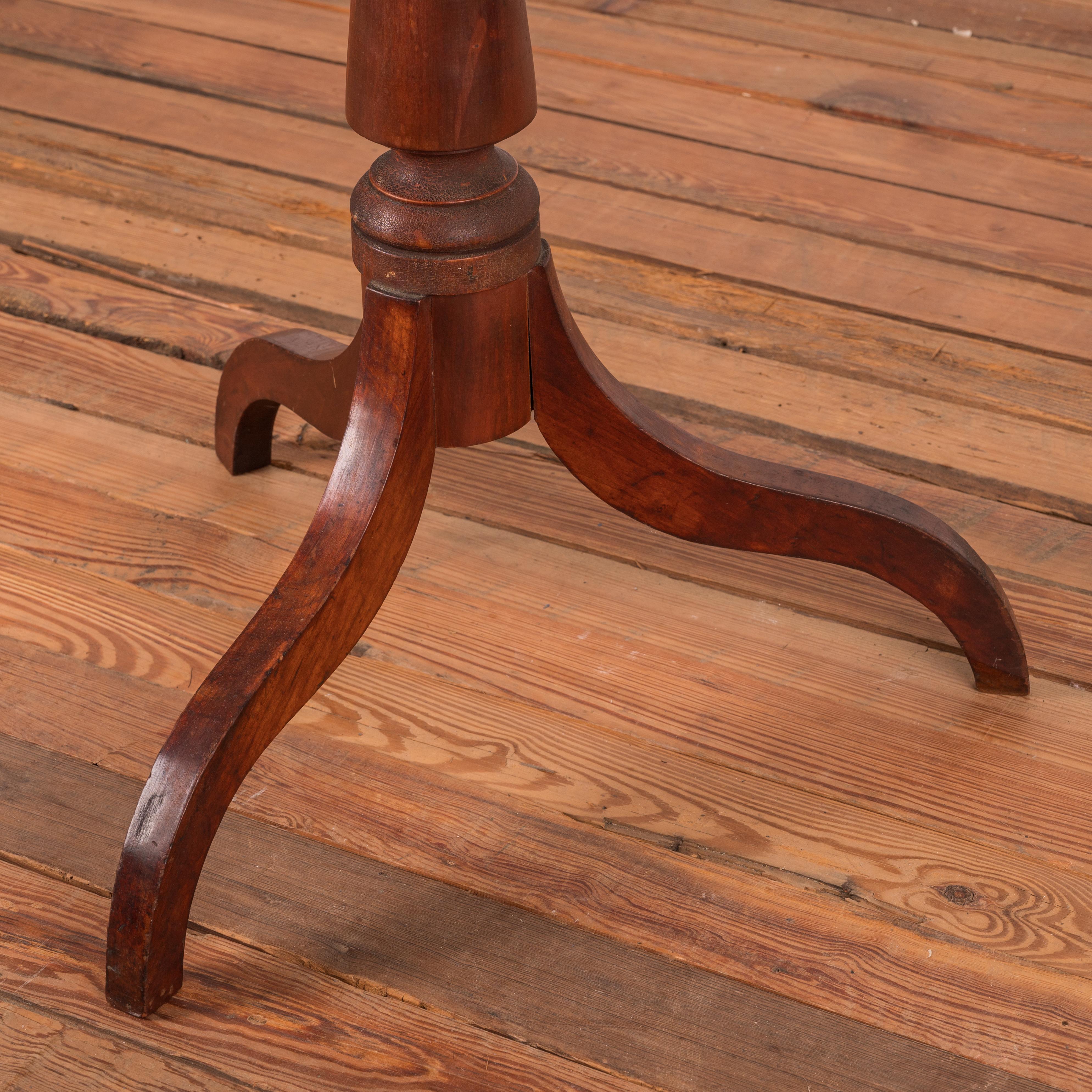 American Cherry Tilt-Top Candle Stand For Sale 1