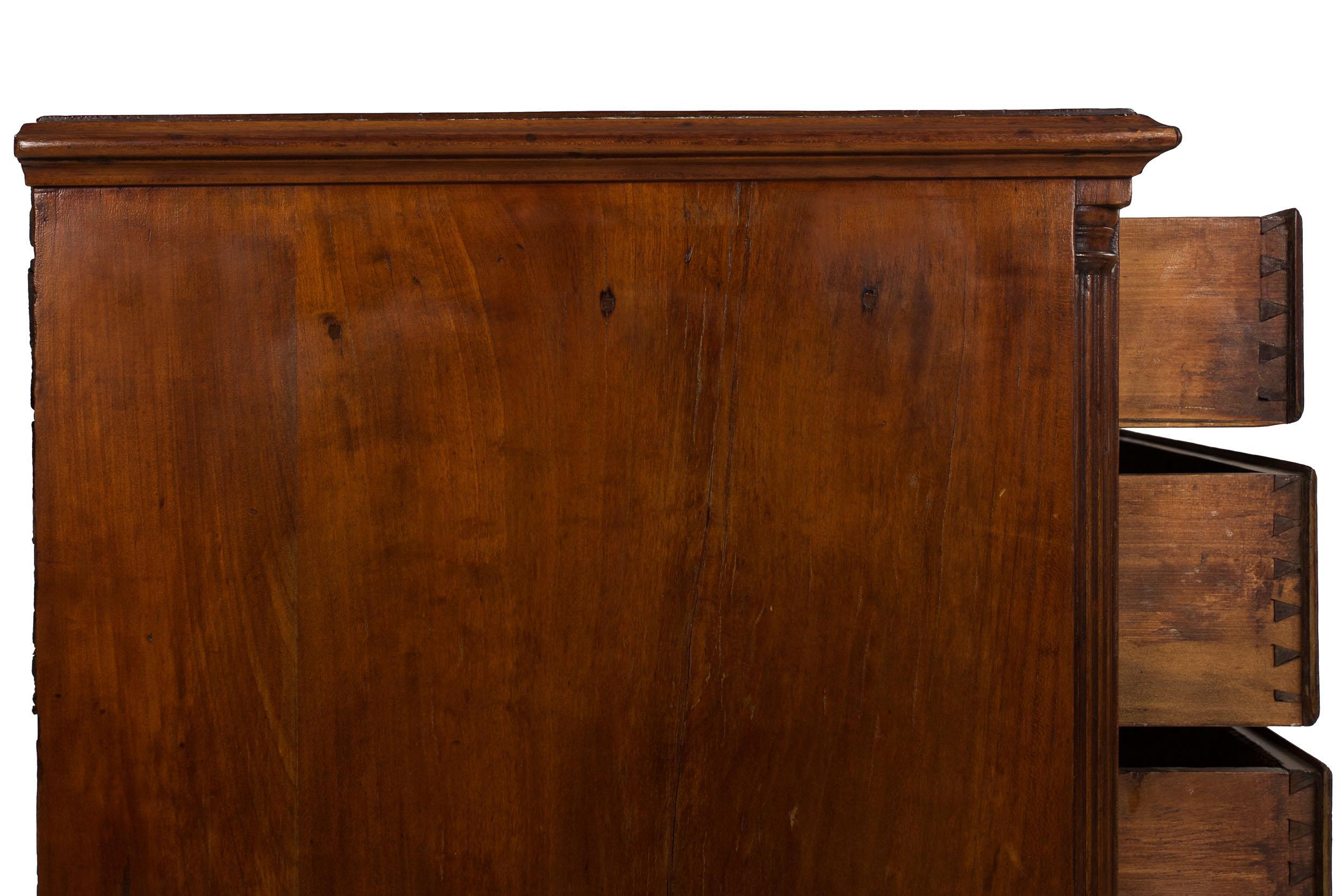 American Chippendale Cherry Chest of Drawers, Pennsylvania, circa 1780 1