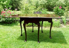 Chippendale Cuban Mahogany 6 Legs Claw and Ball Drop-Leaf Table, 18th Century