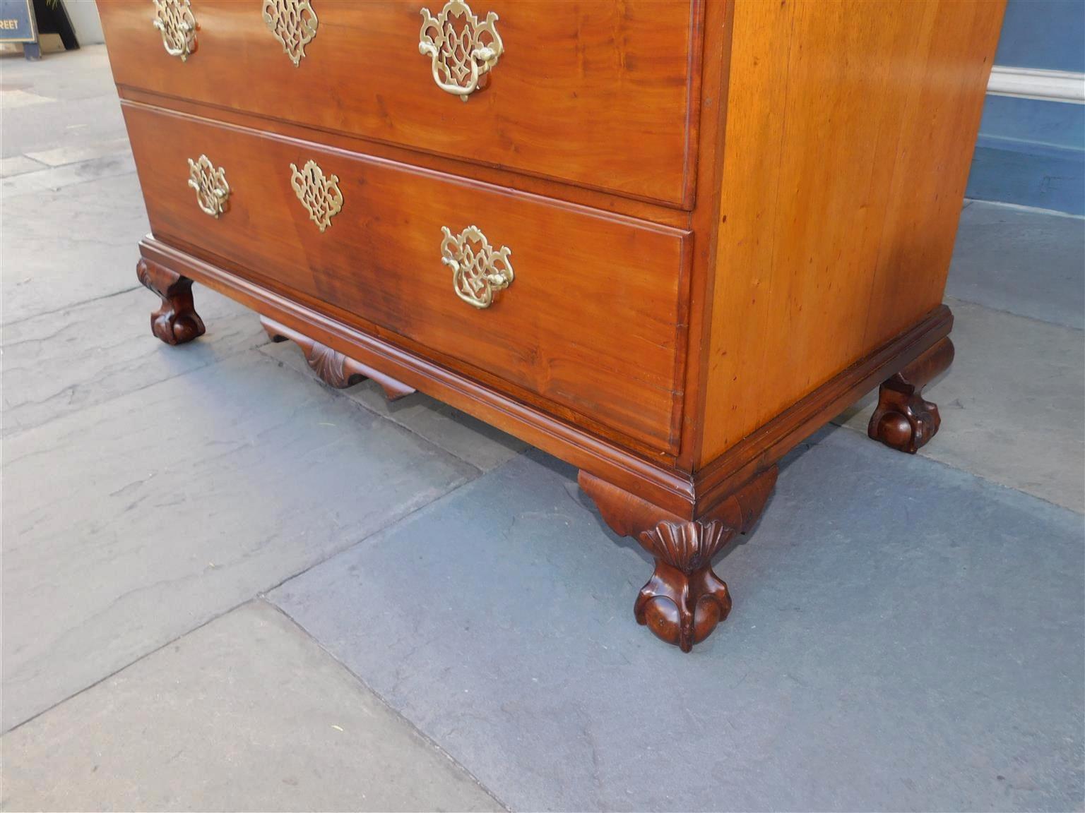 American Chippendale Mahogany Chest on Chest with Orig. Claw & Ball Feet NY 1770 For Sale 9