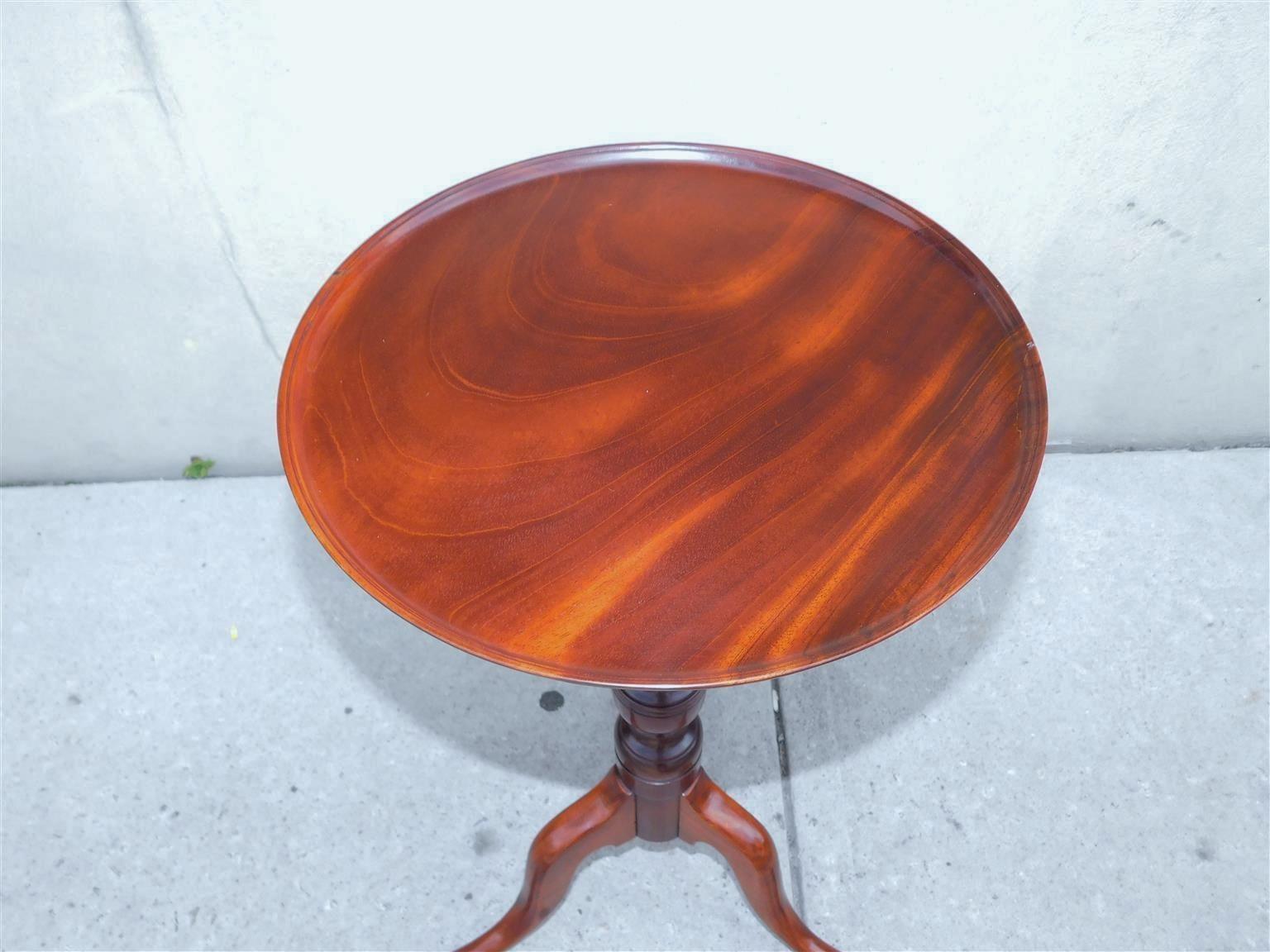 Tetera de caoba Chippendale americana con pies de zapatilla, circa 1790 en Excelente estado para la venta en Charleston, SC