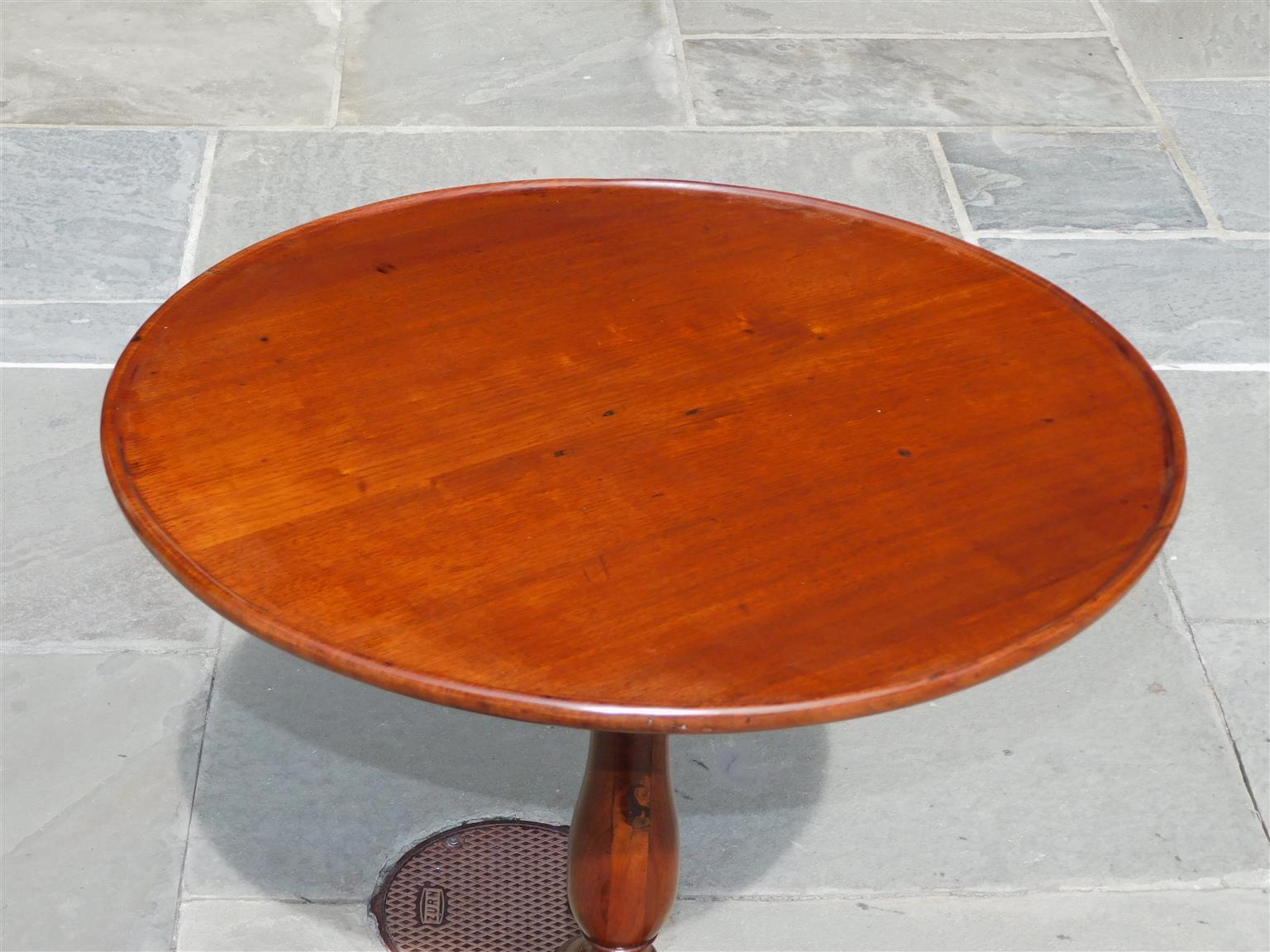 Mid-18th Century American Chippendale Mahogany Dish Top Tea Table with Slipper Feet, Circa 1760 For Sale