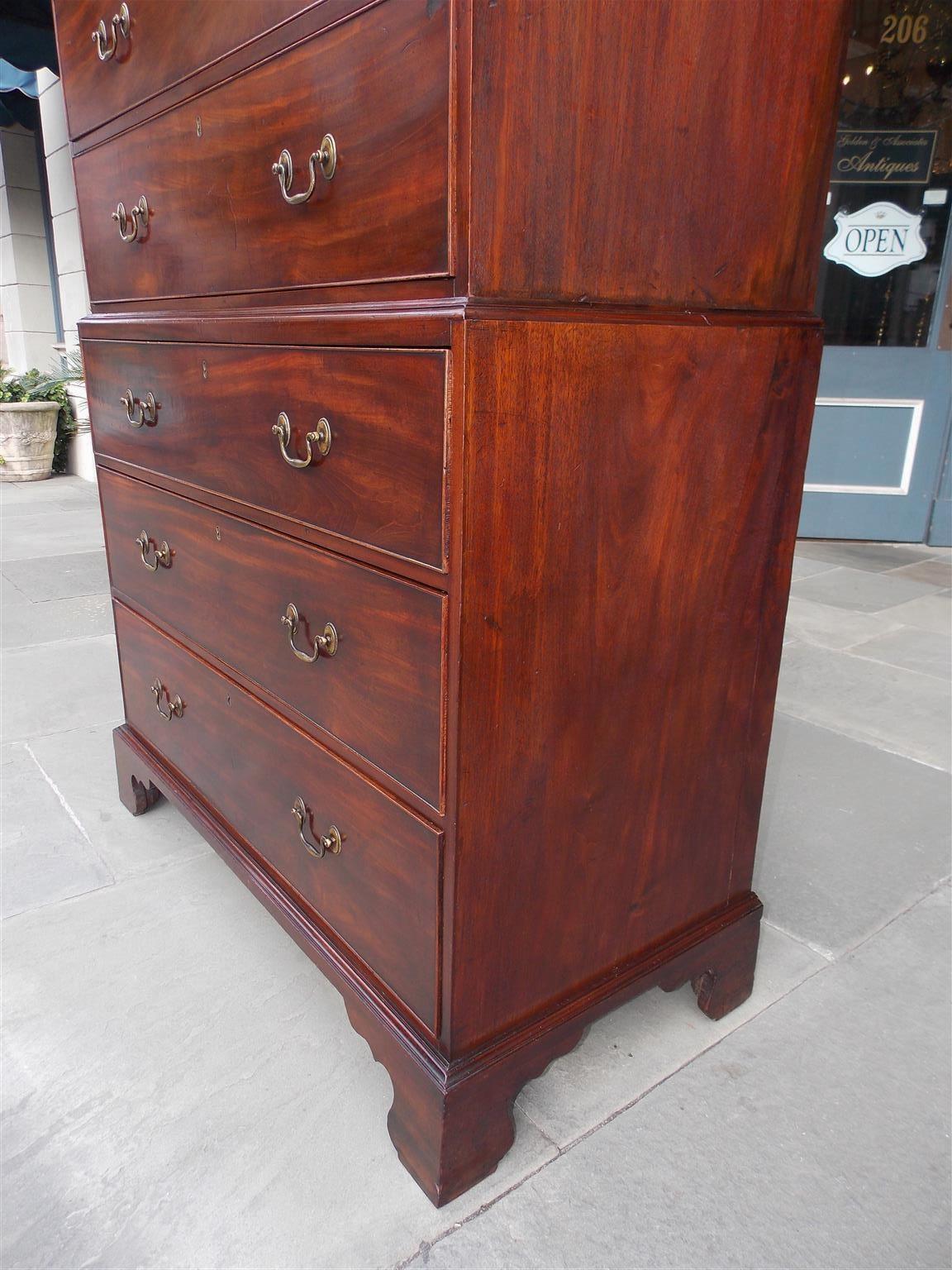 American Chippendale Mahogany Graduated Chest on Chest with Bracket Feet. C 1780 3