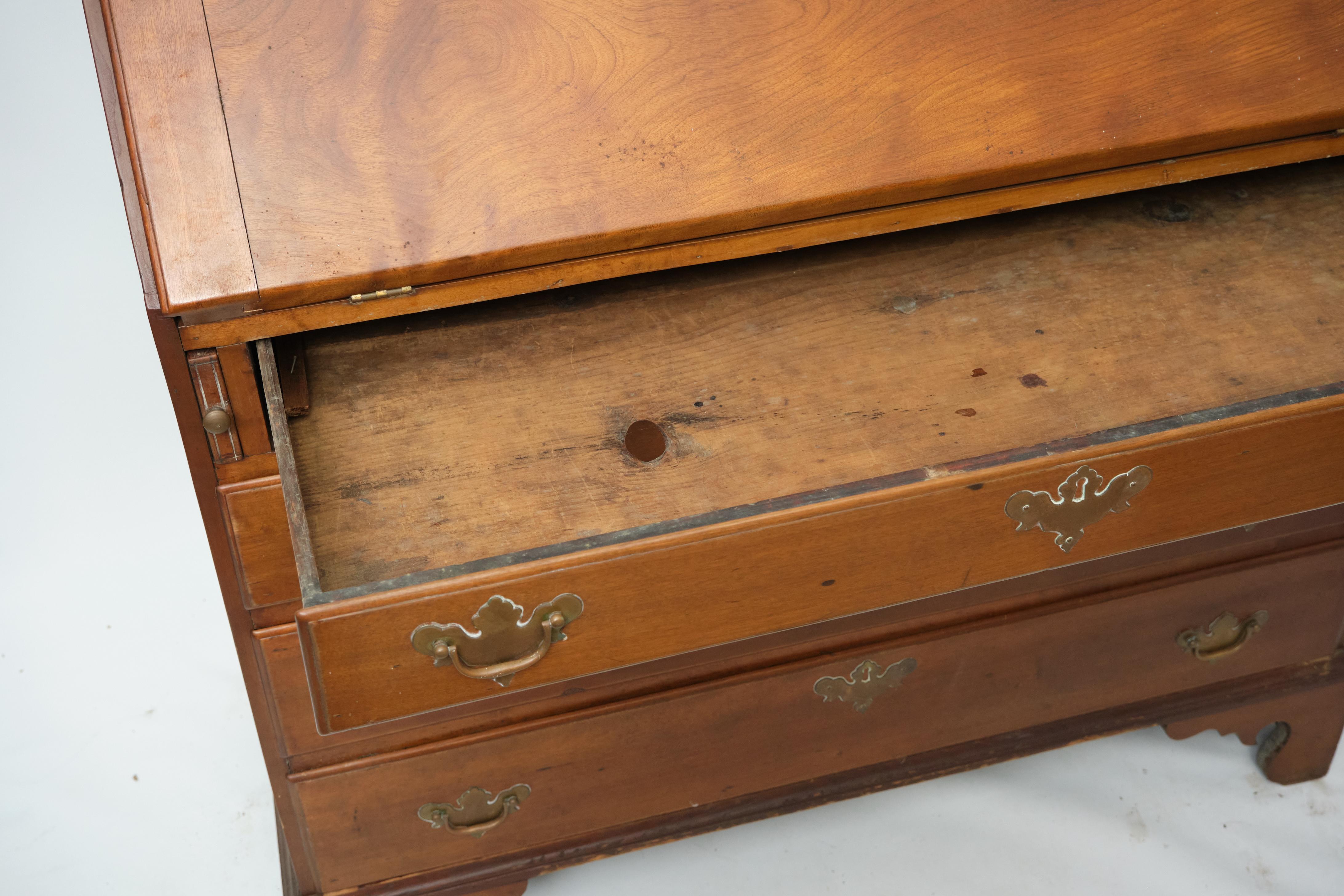 American Chippendale Maple Slant-Front Desk, Late 18th or Early 19th Century For Sale 8