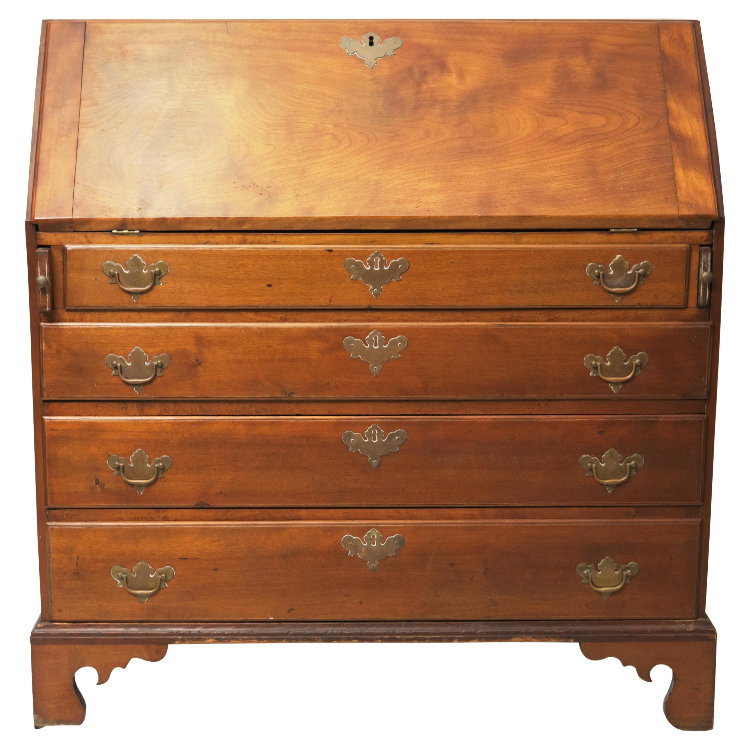American Chippendale Maple Slant-Front Desk, Late 18th or Early 19th Century For Sale