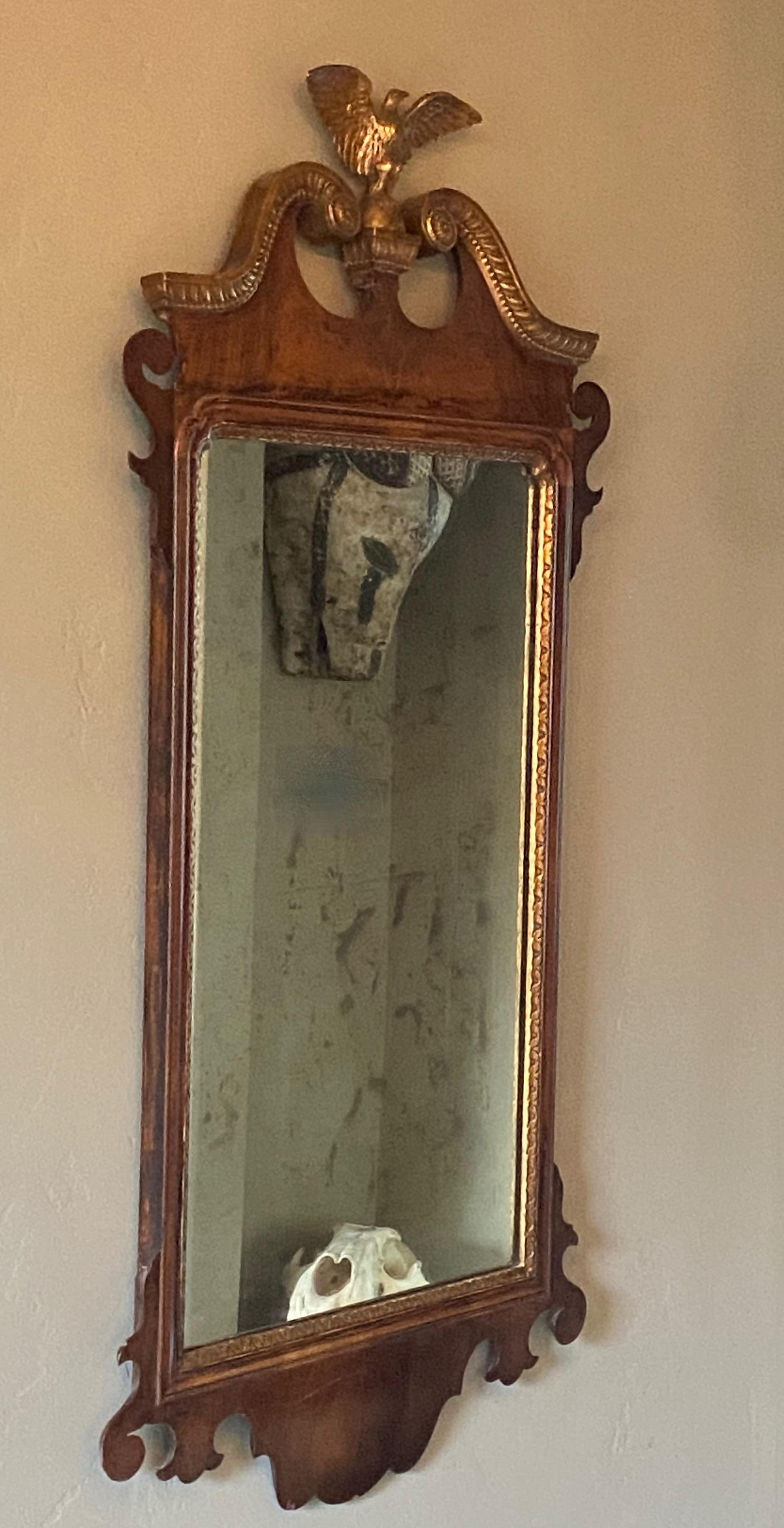 Amerikanischer Mahagoni-Spiegel im Chippendale-Stil, frühes 19. Jahrhundert im Zustand „Gut“ im Angebot in San Francisco, CA