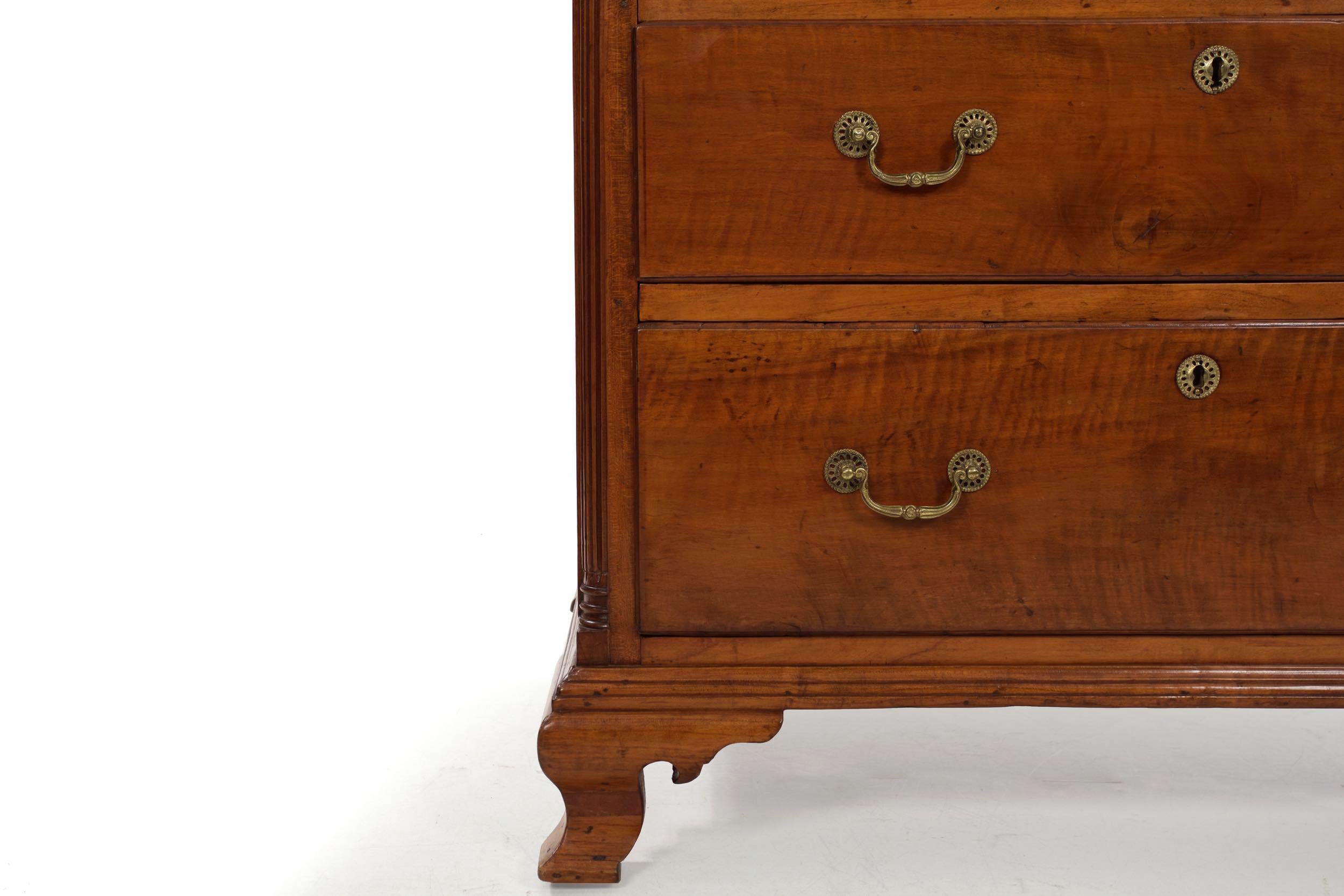 American Chippendale Tiger Maple Chest of Drawers, circa 1790 9
