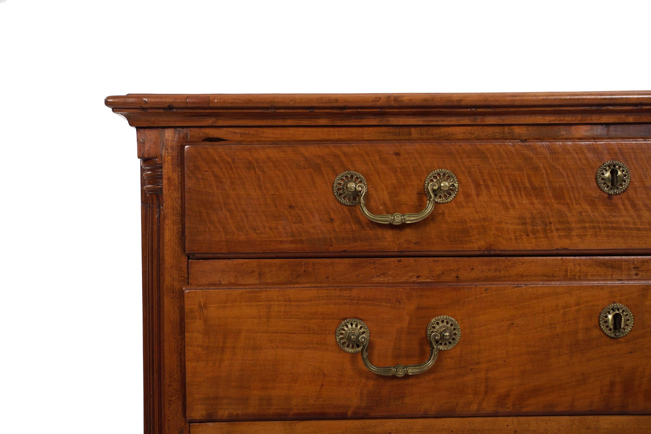 American Chippendale Tiger Maple Chest of Drawers, circa 1790 2