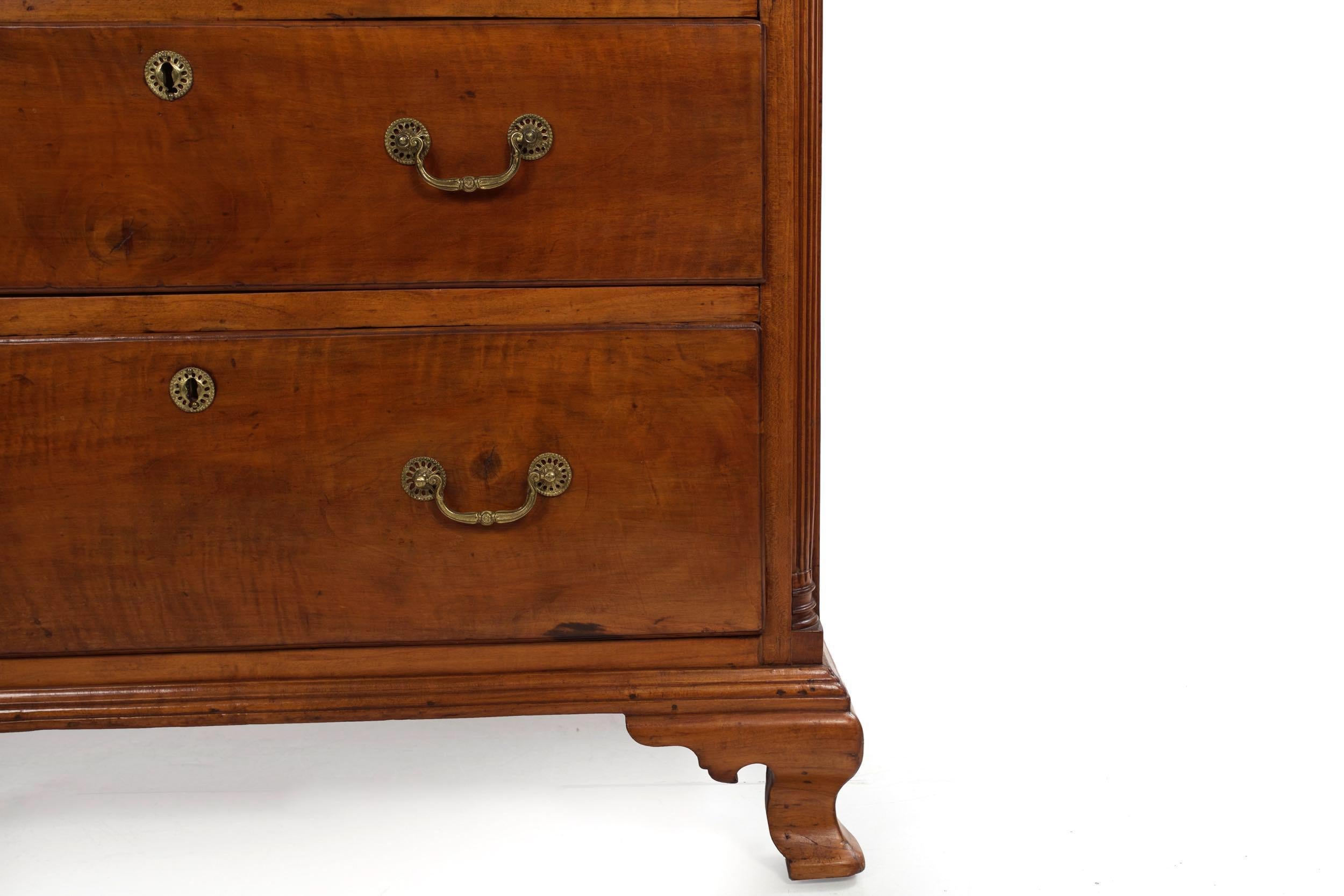 American Chippendale Tiger Maple Chest of Drawers, circa 1790 3