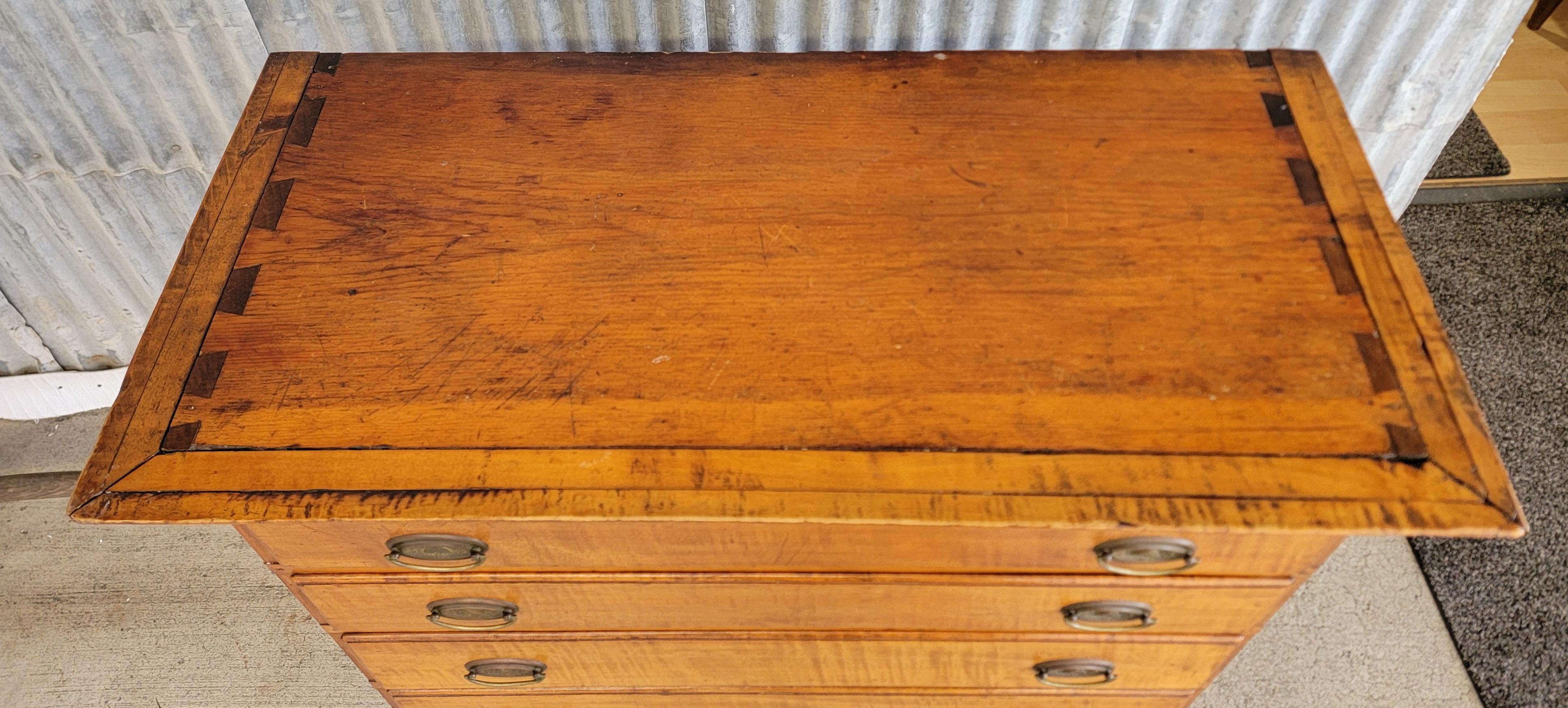 American Chippendale Tiger Maple Tall Chest / Dresser For Sale 1