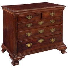 American Chippendale Walnut Antique Chest of Drawers, Pennsylvania, circa 1780