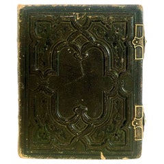Album fotografico in pelle marocchina dell'epoca della Guerra Civile americana con chiusure in ottone