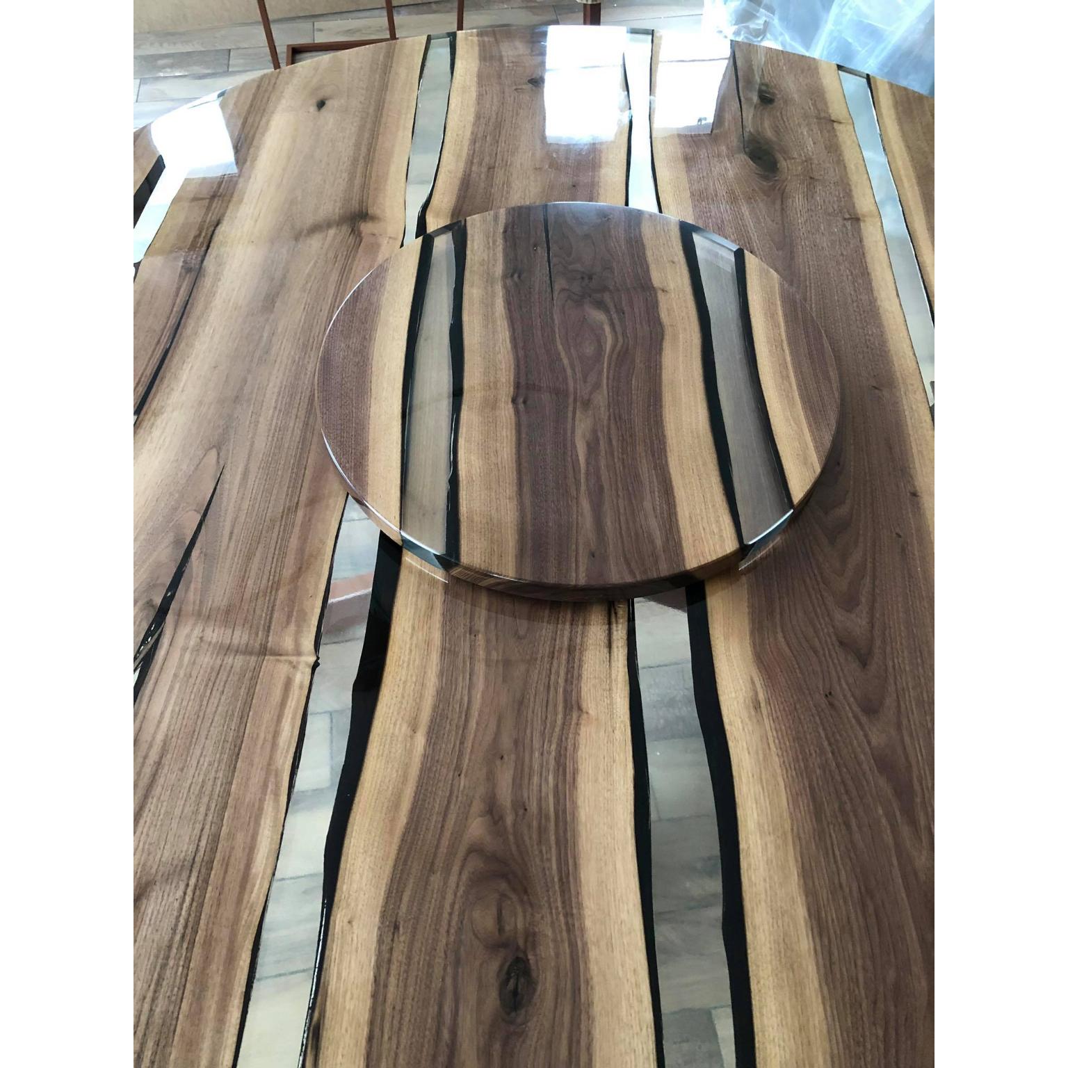 Bulgare Table de salle à manger Classic par KV Design en vente