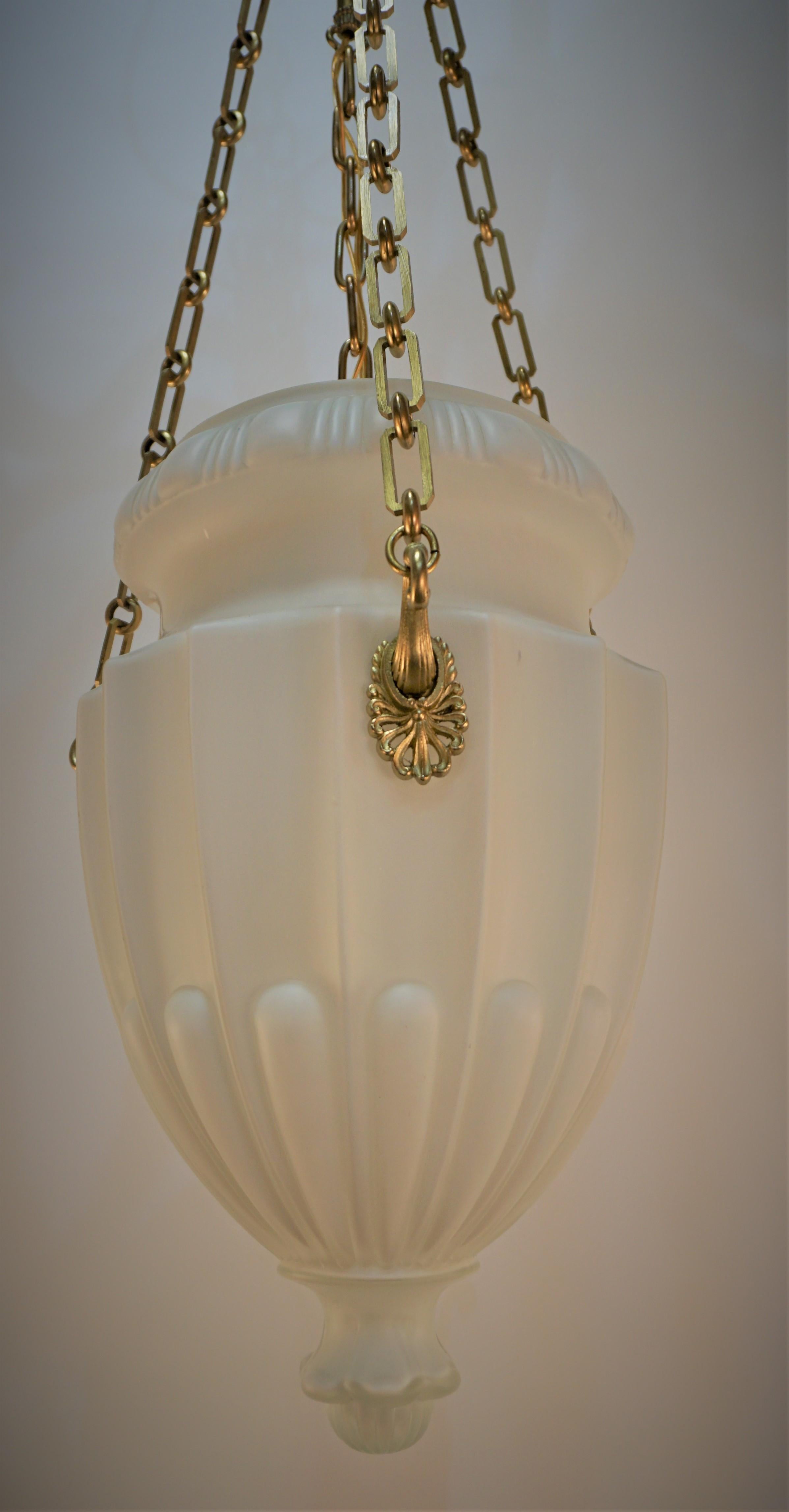 American Classic Urn shape Glass Chandelier For Sale 6