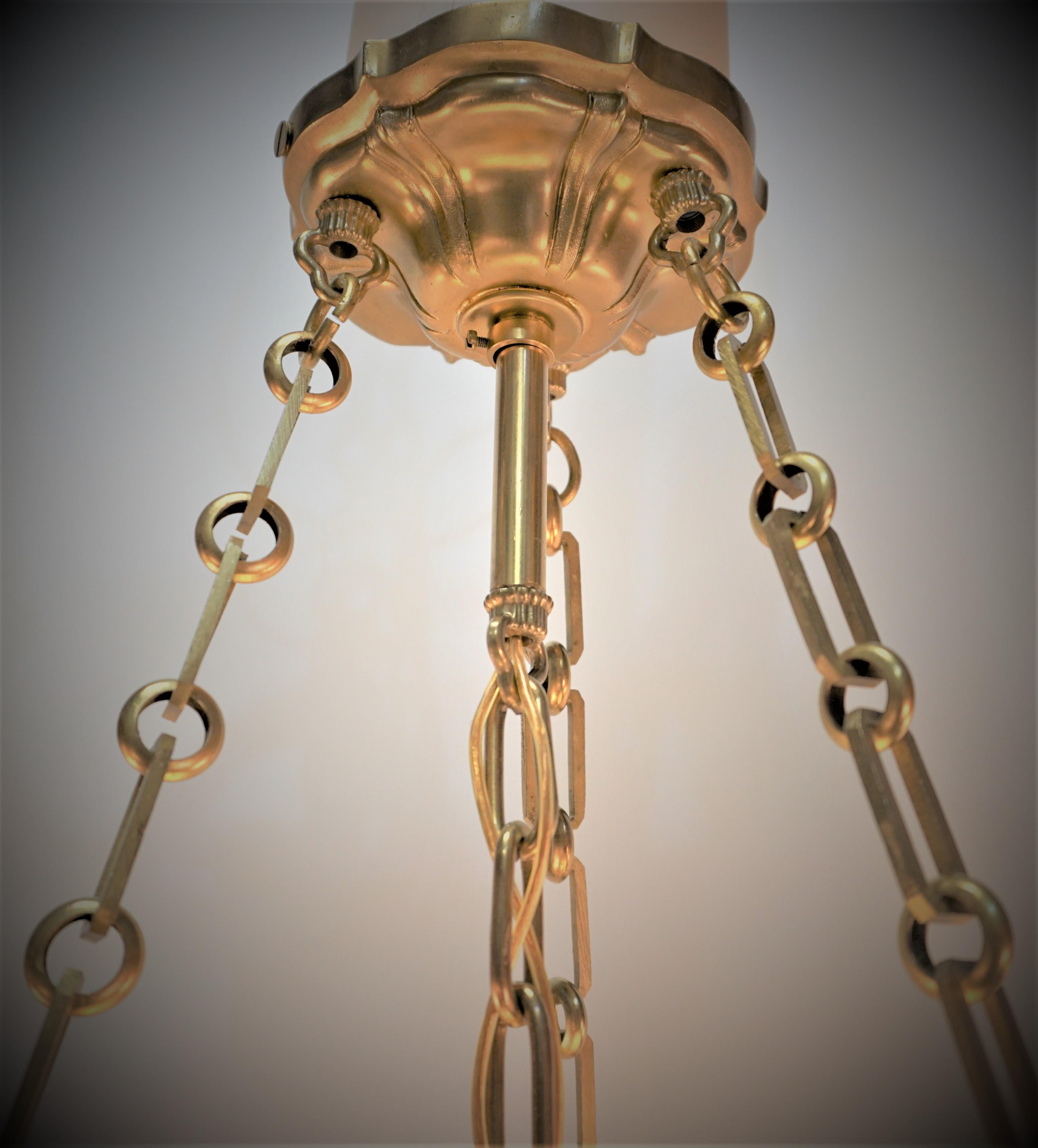 Bronze American Classic Urn shape Glass Chandelier For Sale