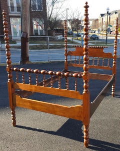 American Classical Bobbin Turned Spindle Fruitwood Poster Full Size Bed