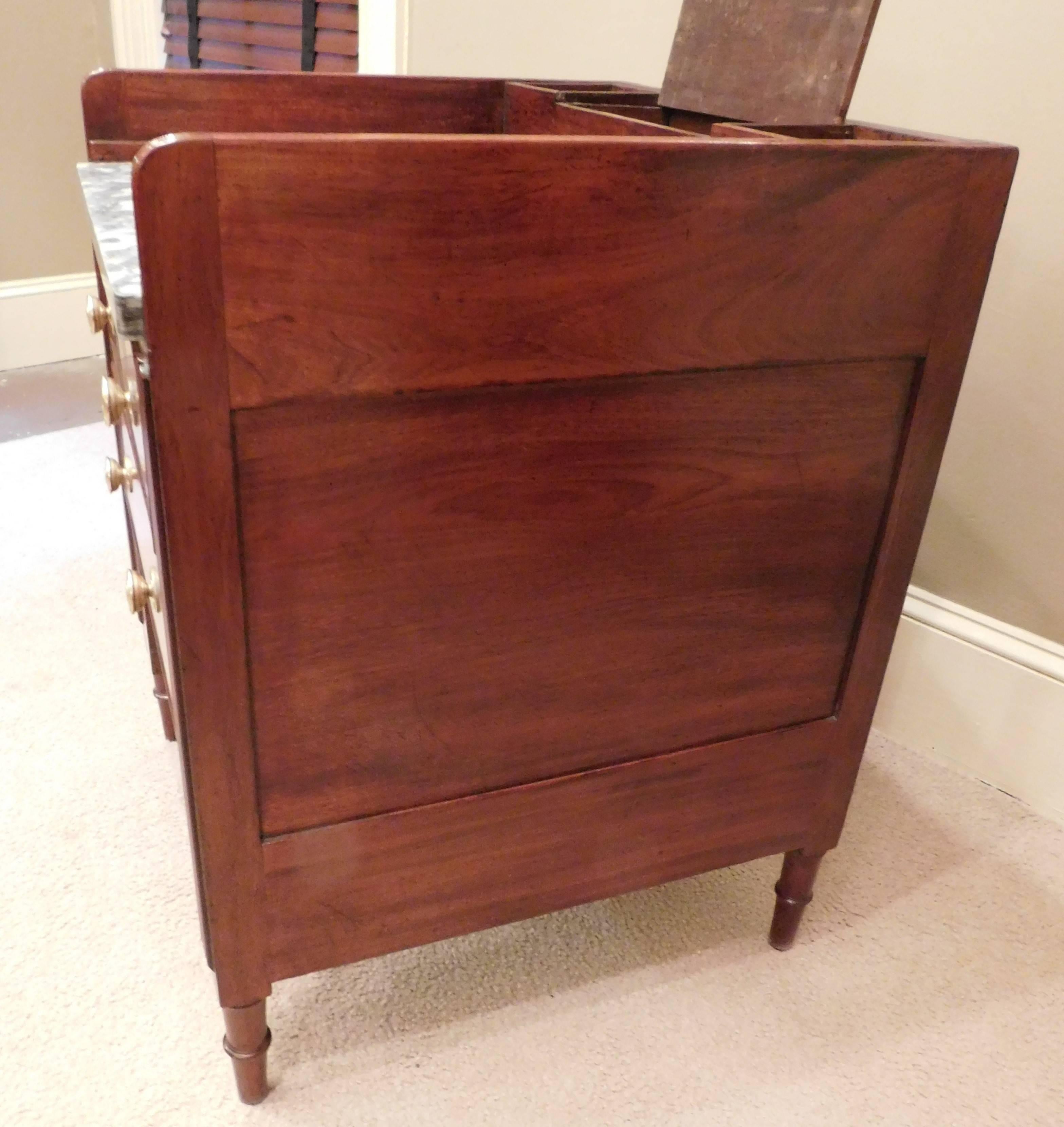 American Classical Commode and Wash Stand, Baltimore, circa 1820 For Sale 9