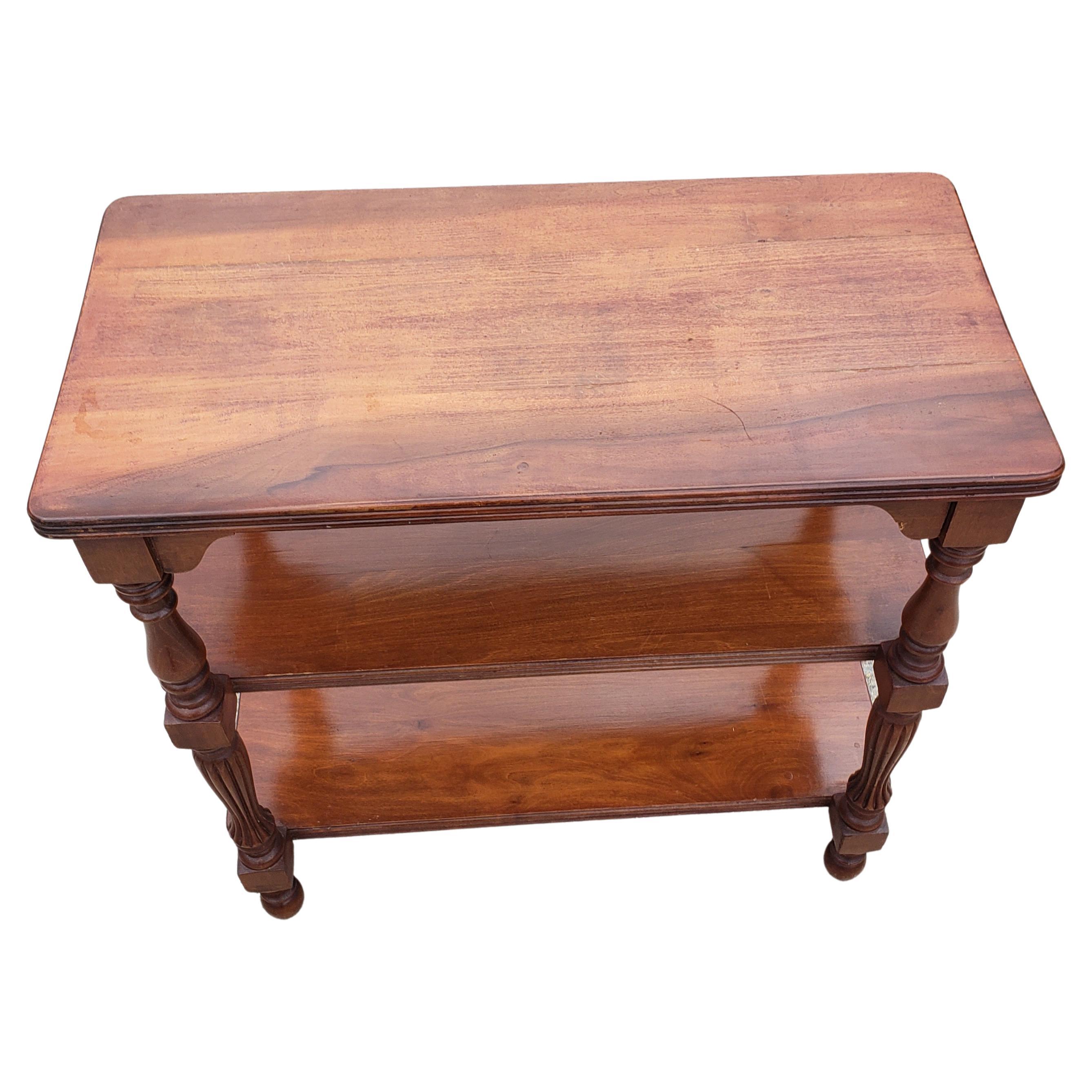 Classical American 3 tier mahogany side table. First tier 4