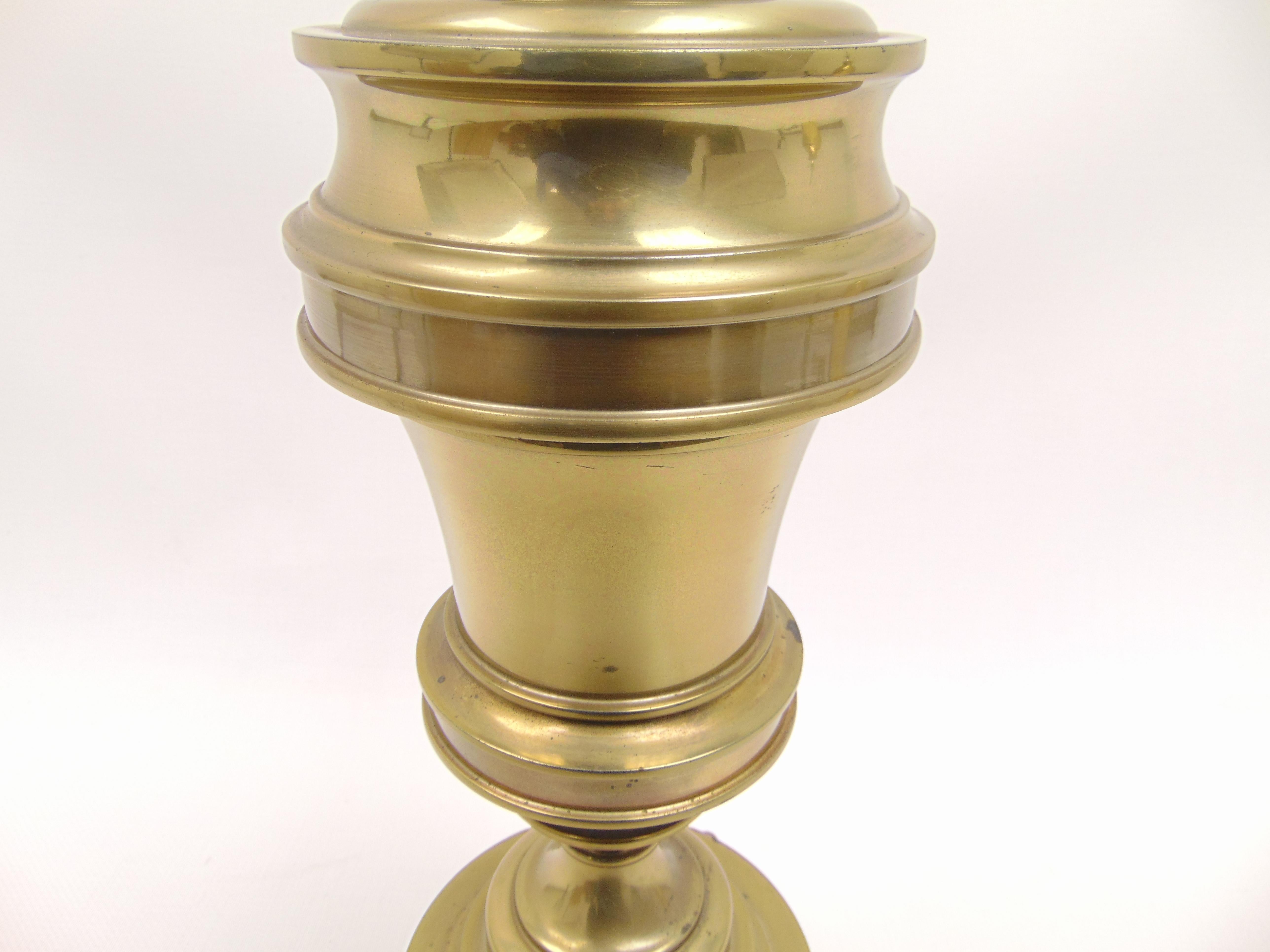 American Classical Traditional Brass Lamp by Stiffel 7