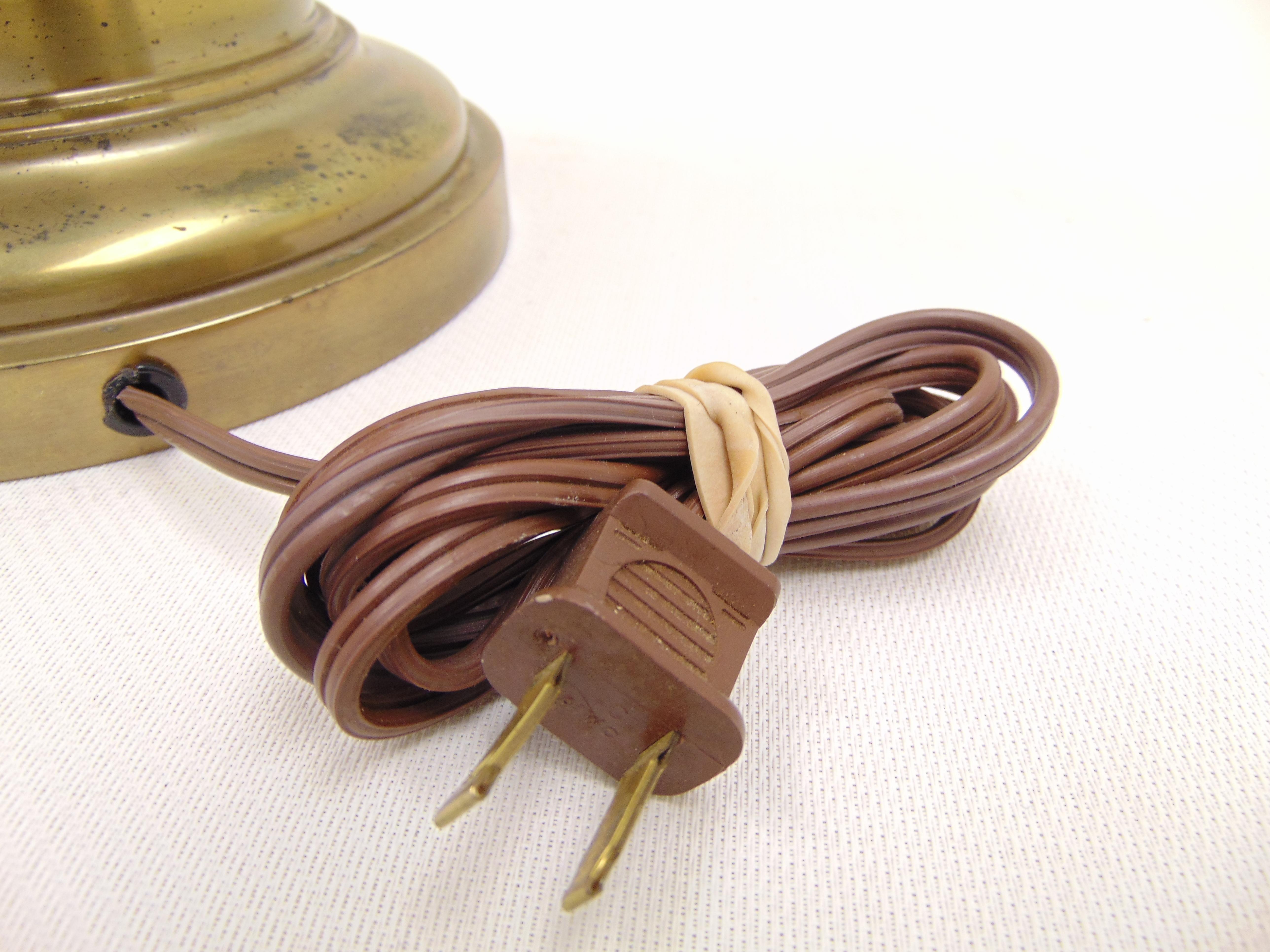 American Classical Traditional Brass Lamp by Stiffel 3