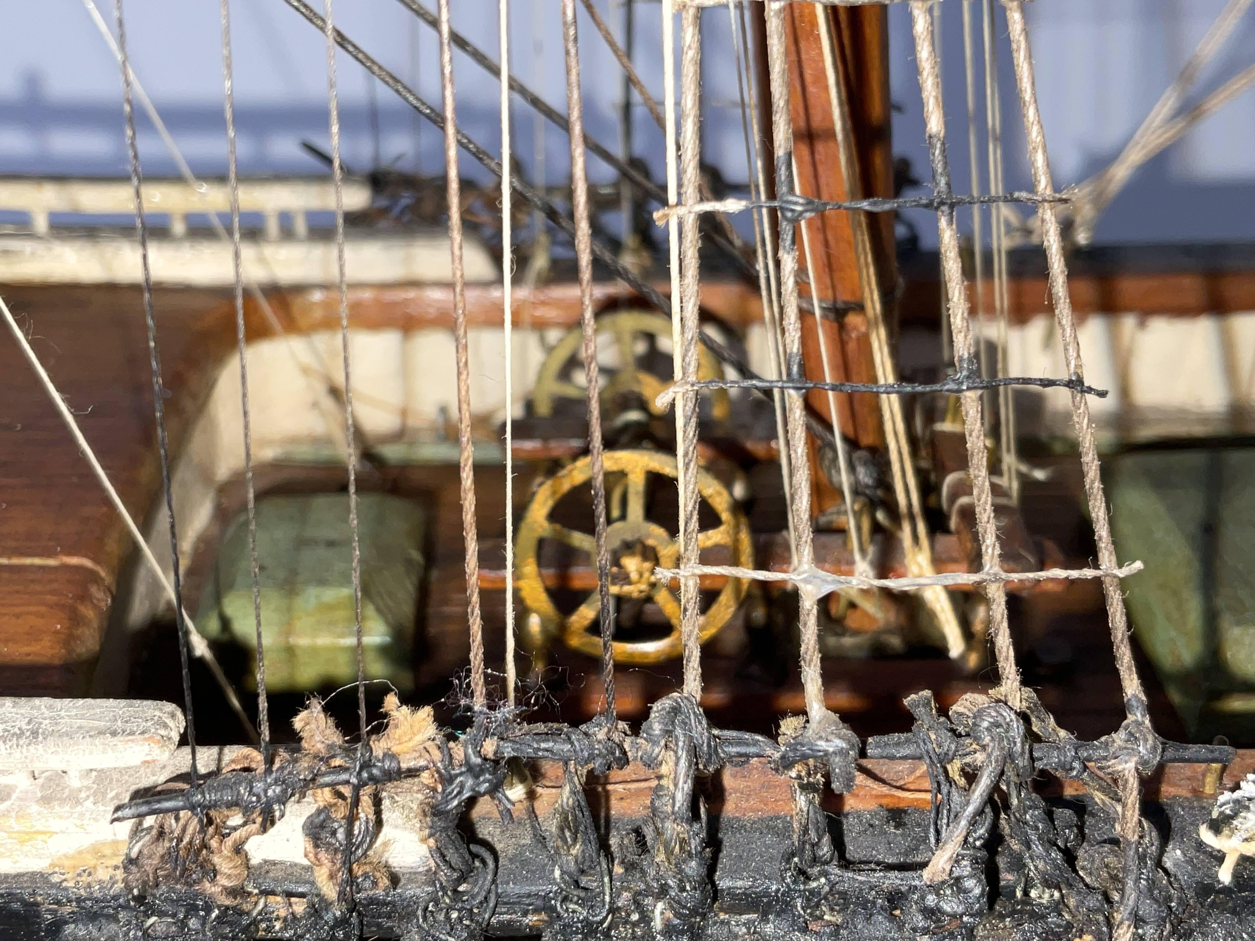 Modello di nave American Clipper in custodia in vendita 7