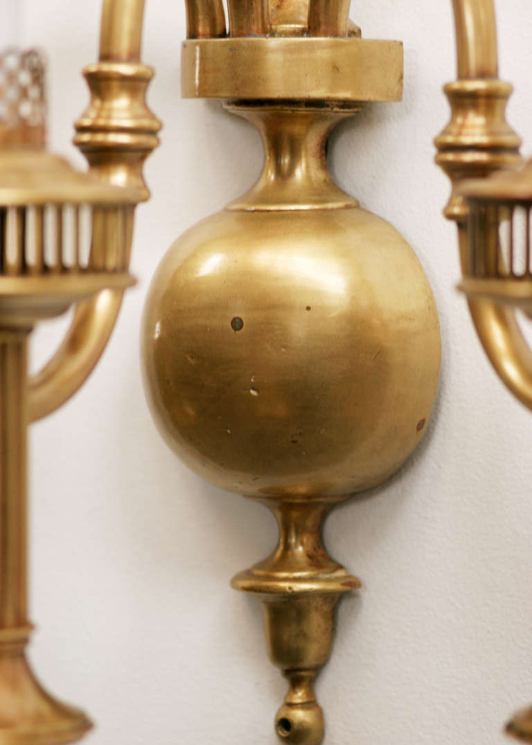American Colonial Brass Converted Oil Lamp Wall Sconce For Sale at 1stDibs