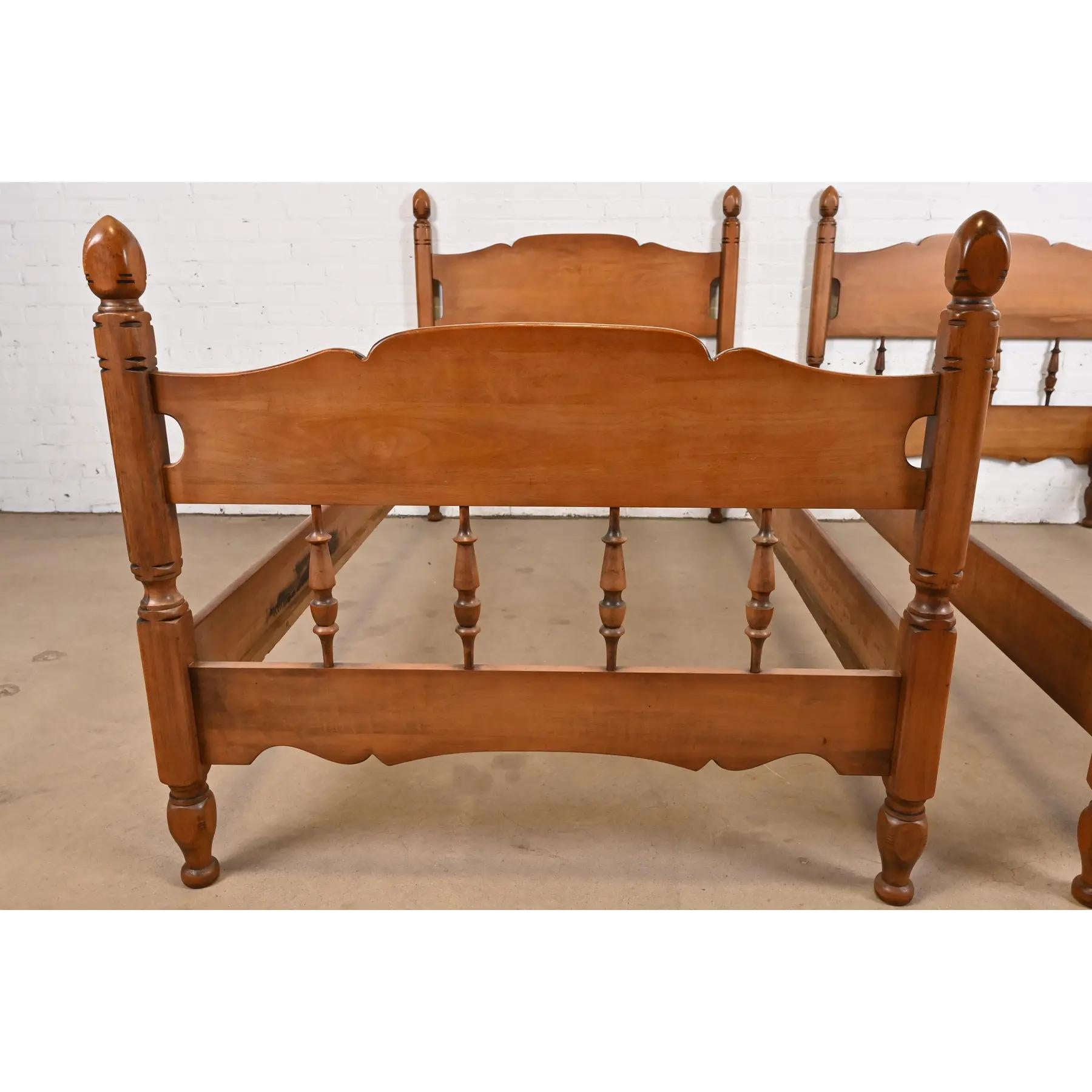 American Colonial Carved Cherry Wood Twin Size Spindle Beds by Empire Furniture For Sale 4