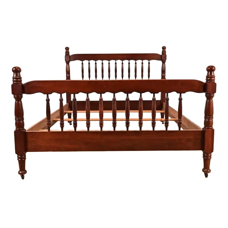 American Colonial Carved Mahogany Full Size Spindle Bed