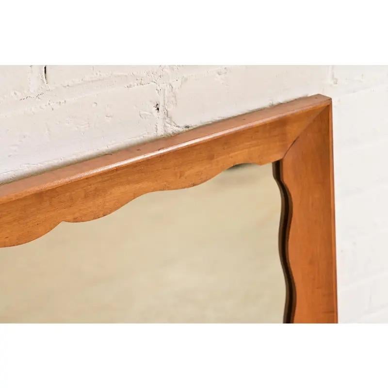 American Colonial Carved Maple Framed Wall Mirror, Circa 1970s For Sale 2