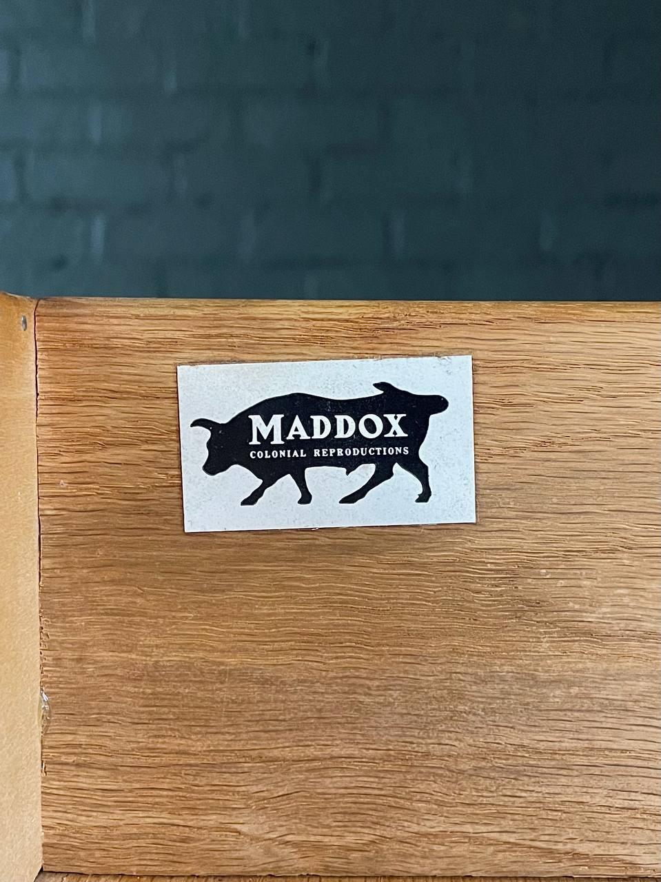 Amerikanischer kolonialer kirschbaumfarbener Klappschreibtisch von Maddox im Angebot 3