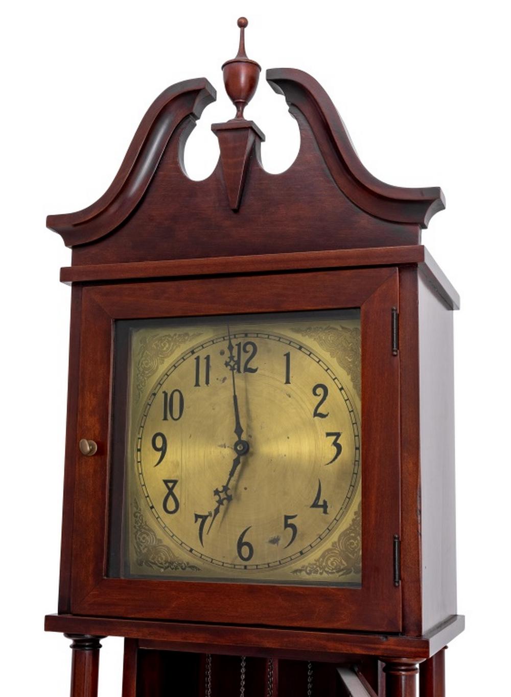 American Colonial Mfg Co. Mahogany Tall Case Clock In Good Condition In Astoria, NY