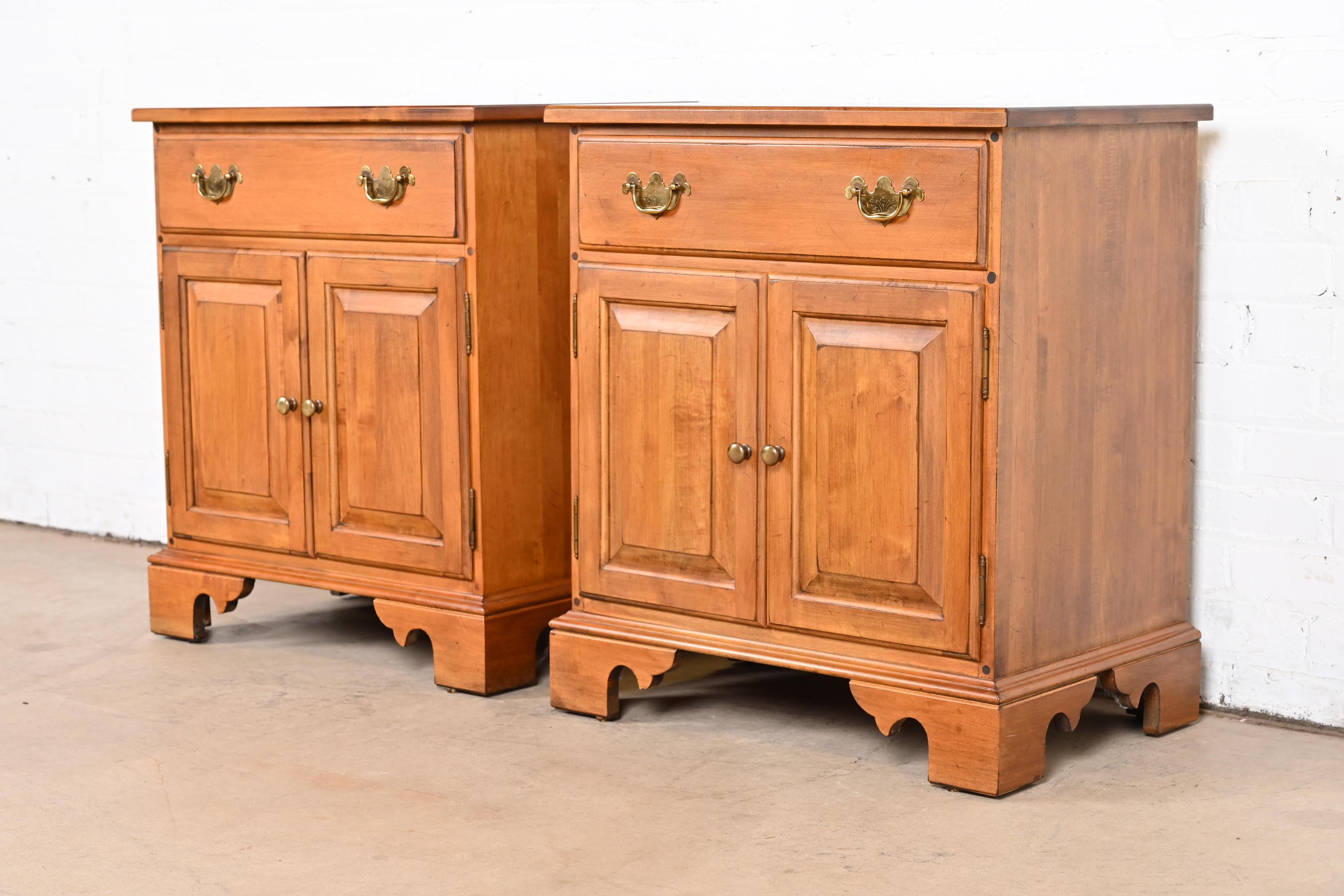 20th Century American Colonial Solid Maple Nightstands, Pair