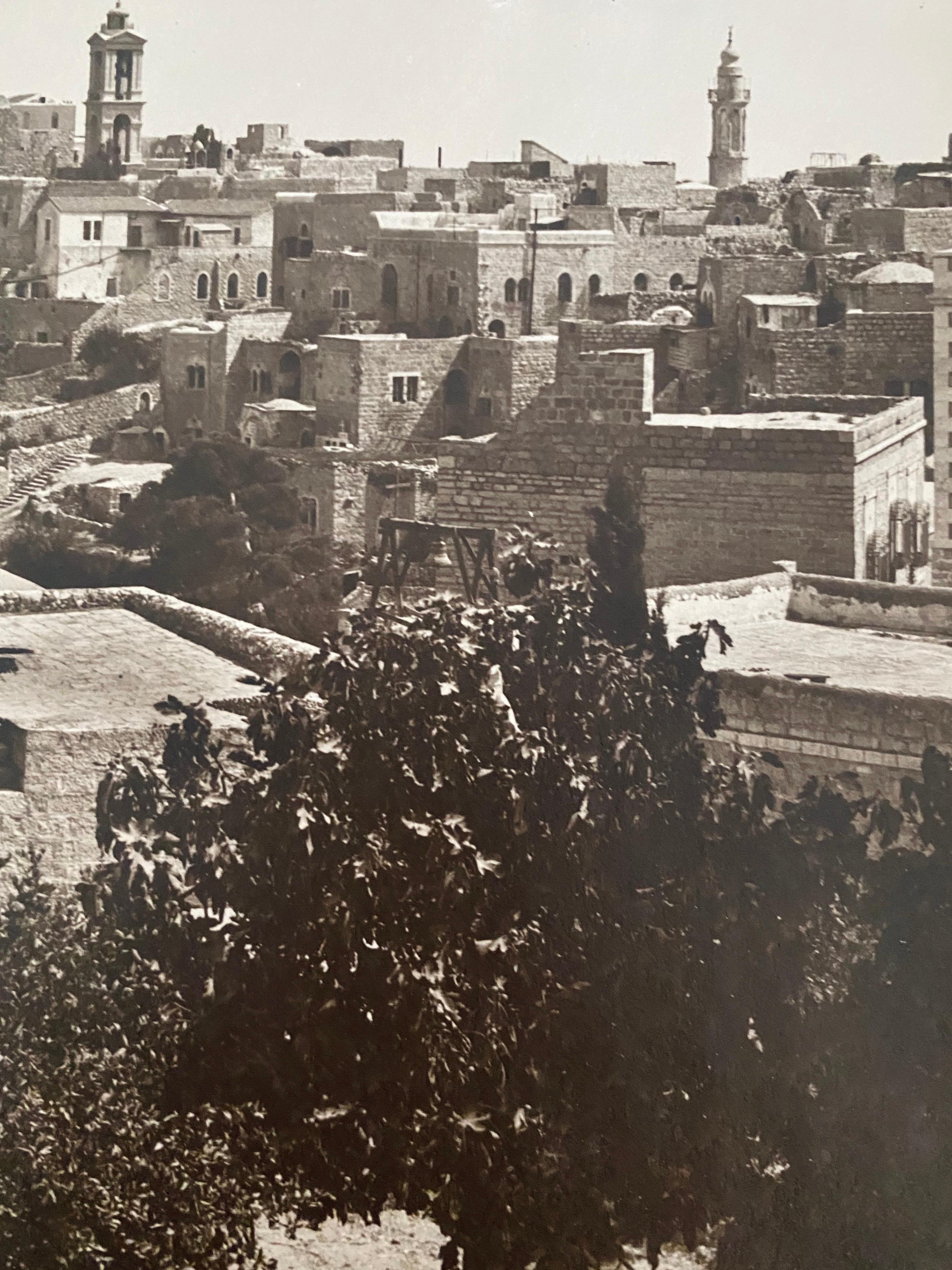 Grande photo albumen vintage de paysage de Jérusalem en vente 1