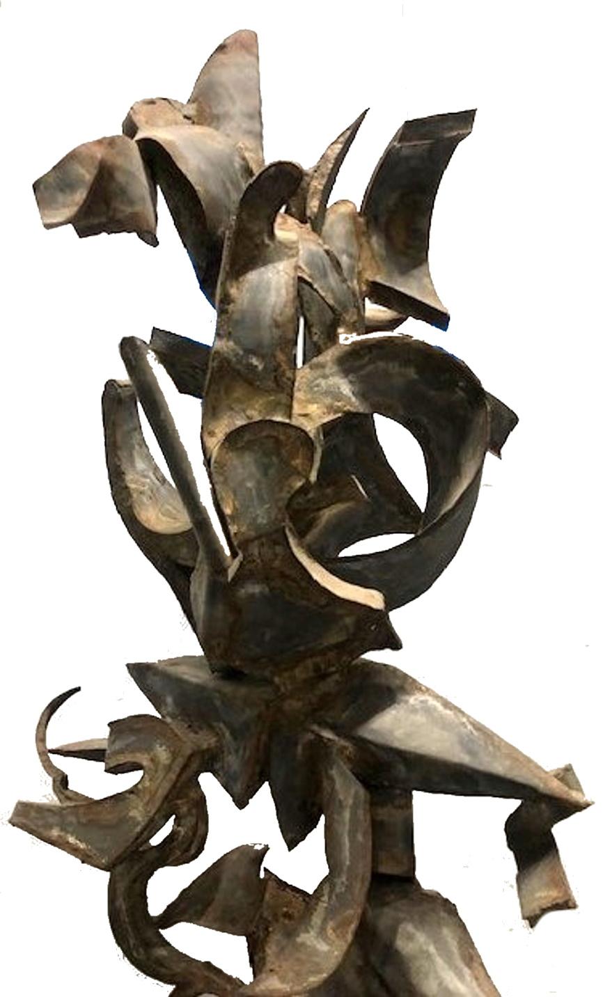 Fin du 20e siècle Sculpture abstraite de brutalisme contemporain américain en fer, Wood Wood et étain, c.C. 1970 en vente