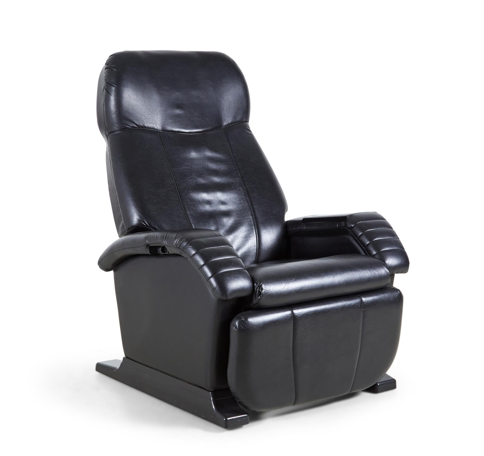 American Contemporary Black Leather Massage Chair 1