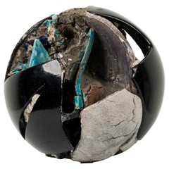 Orbita contemporanea americana a tecnica mista blu e nera