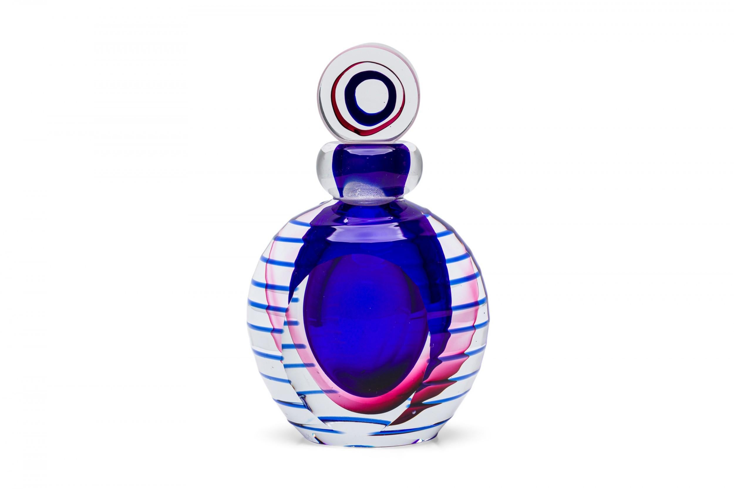 Amerikanische Contemporary farbigen Kristall Parfümflasche (amerikanisch) im Angebot