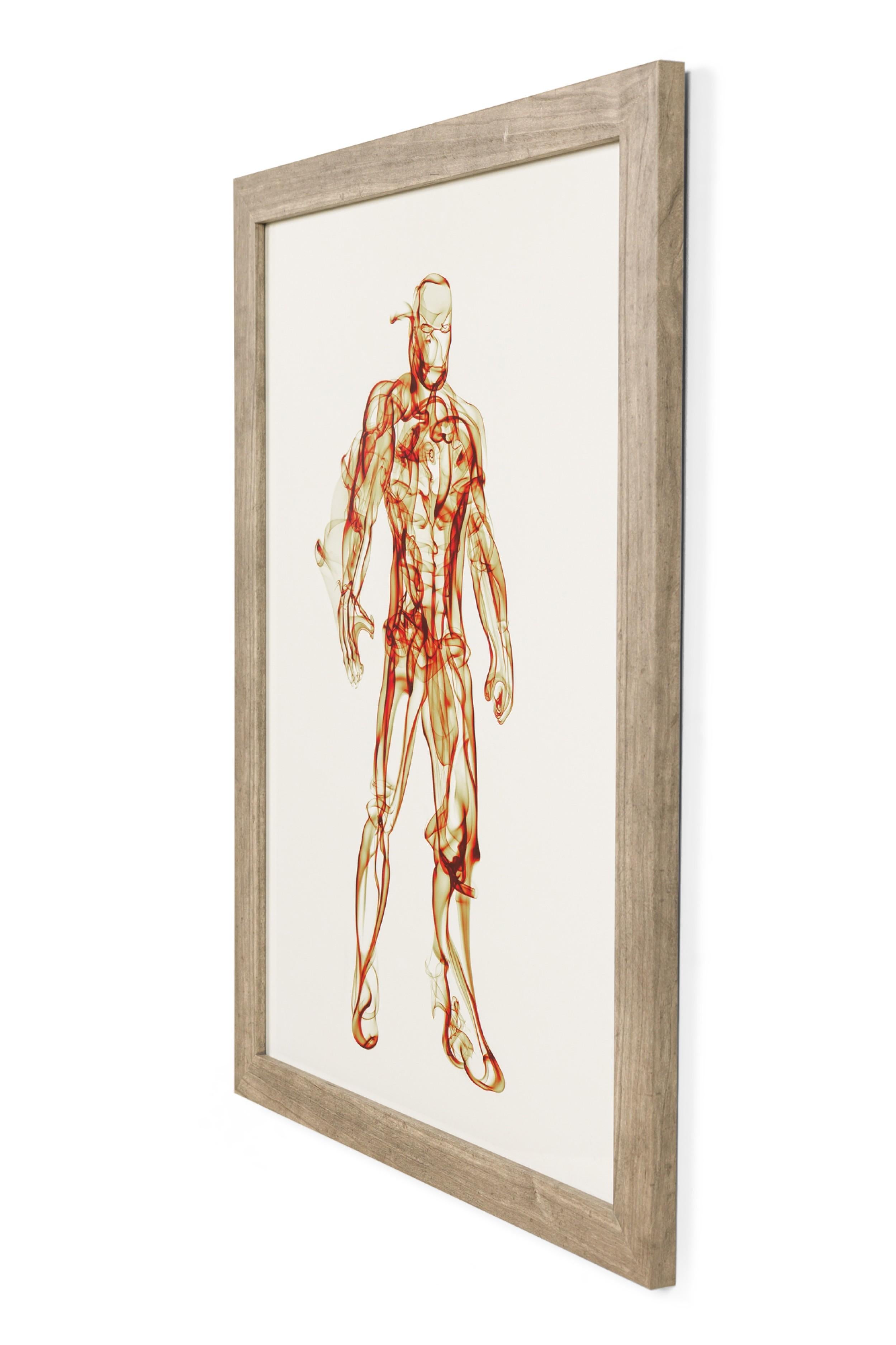 Póster de superhéroe contemporáneo americano de humo naranja y amarillo con la silueta de Iron Man en un marco de roble cerámico (figuras de superhéroes similares NWL7053-7057)