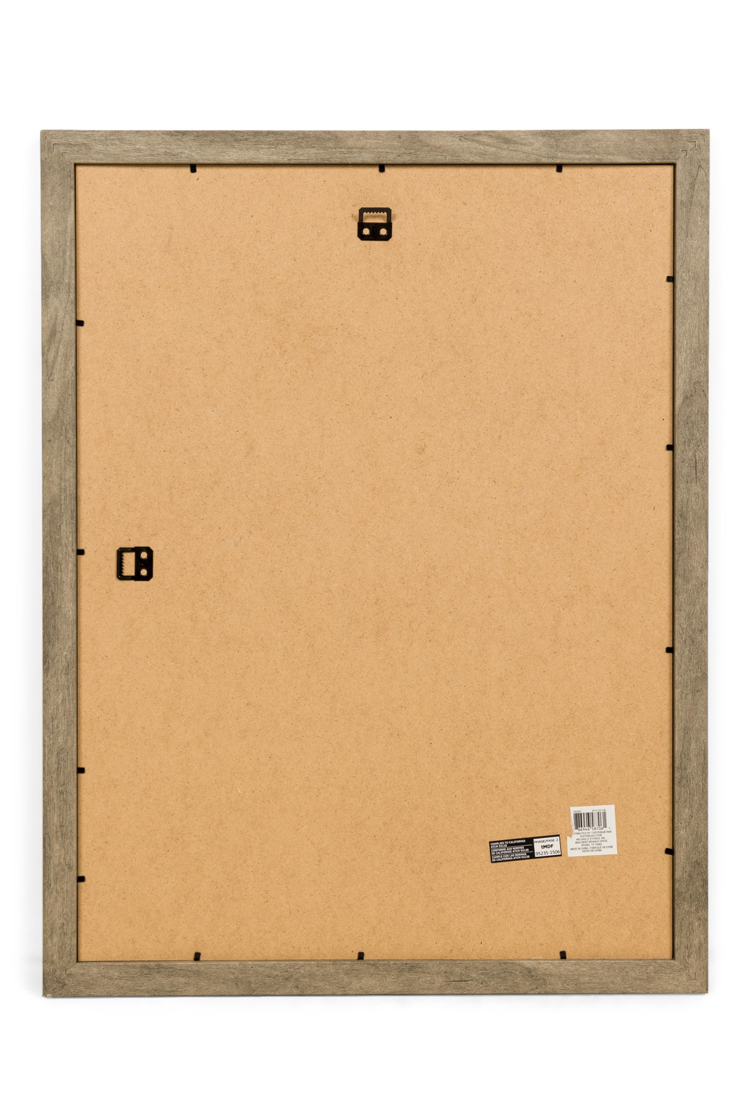 Póster de humo de superhéroe contemporáneo americano de Spider-man en Bueno estado para la venta en Queens, NY