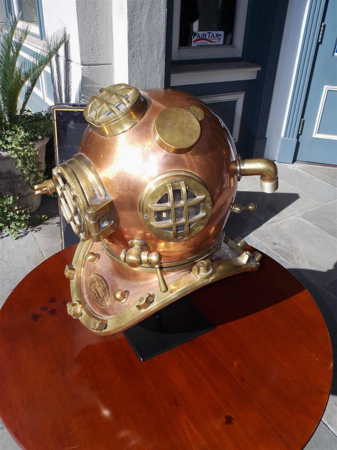 American Copper and Brass Replica Naval Diving Helmet, Boston, MA. 20th Century In Excellent Condition In Hollywood, SC