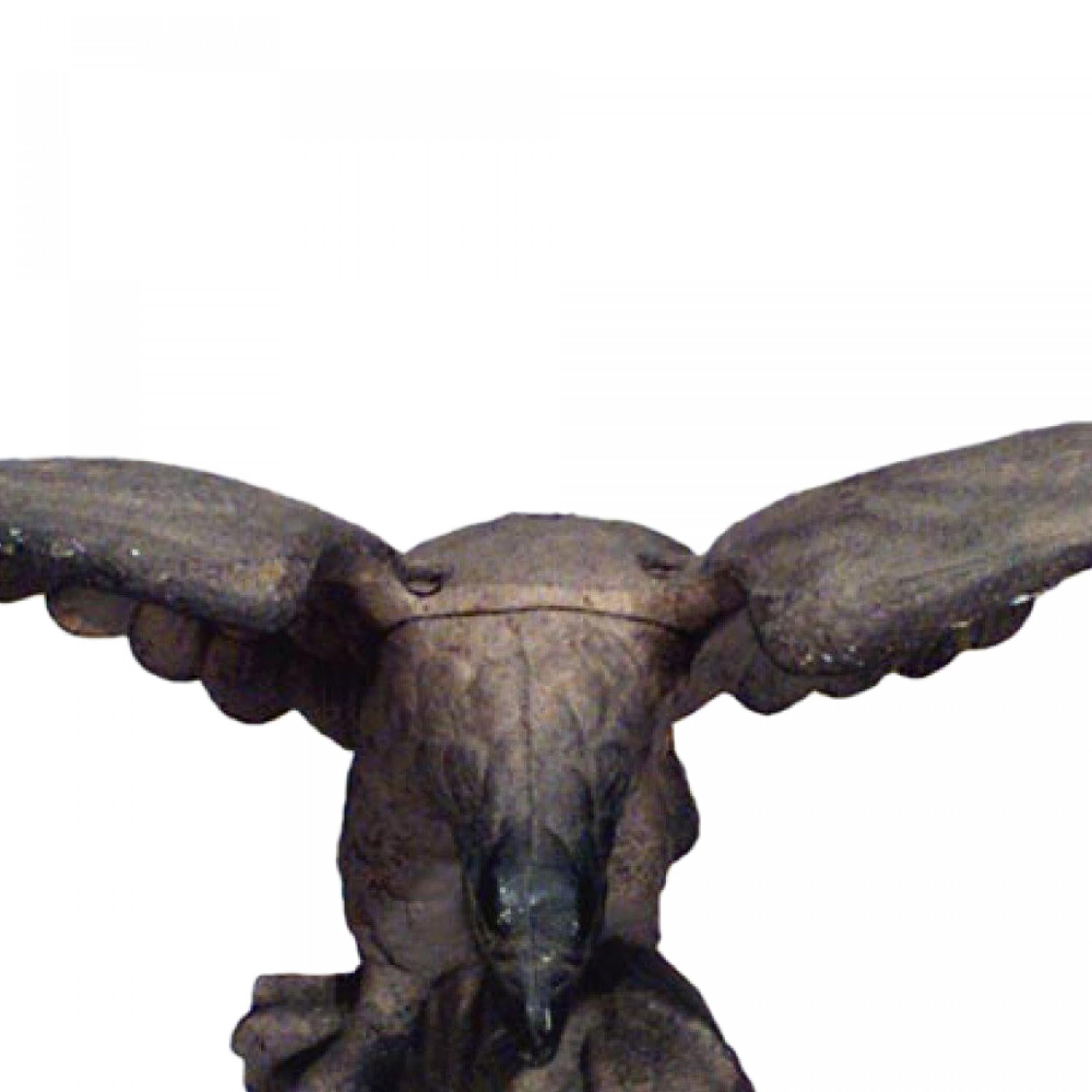 Dipinto a mano Figura dell'aquila di campagna americana in vendita