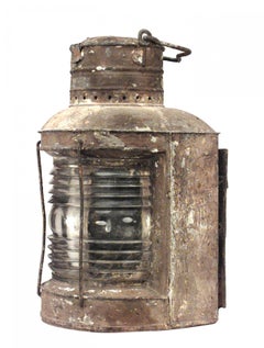 Lanterne de navire américaine en fer et verre
