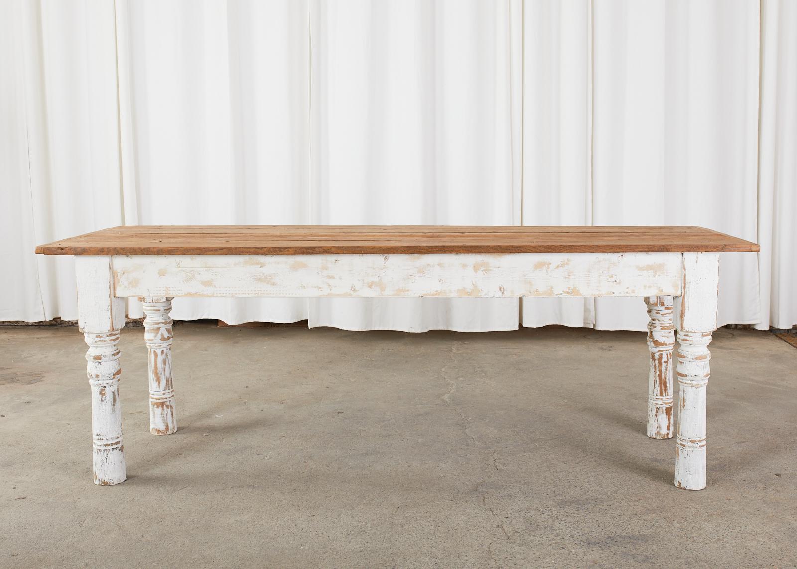 Table de salle à manger de ferme en pin de récupération américaine en vente 12