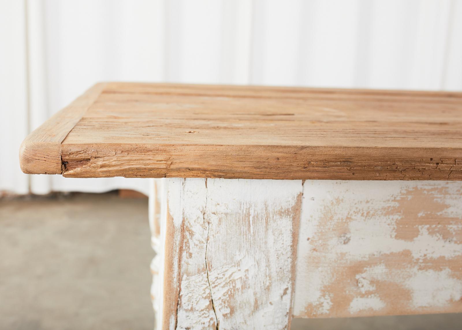 American Country Reclaimed Pine Farmhouse Dining Table For Sale 2