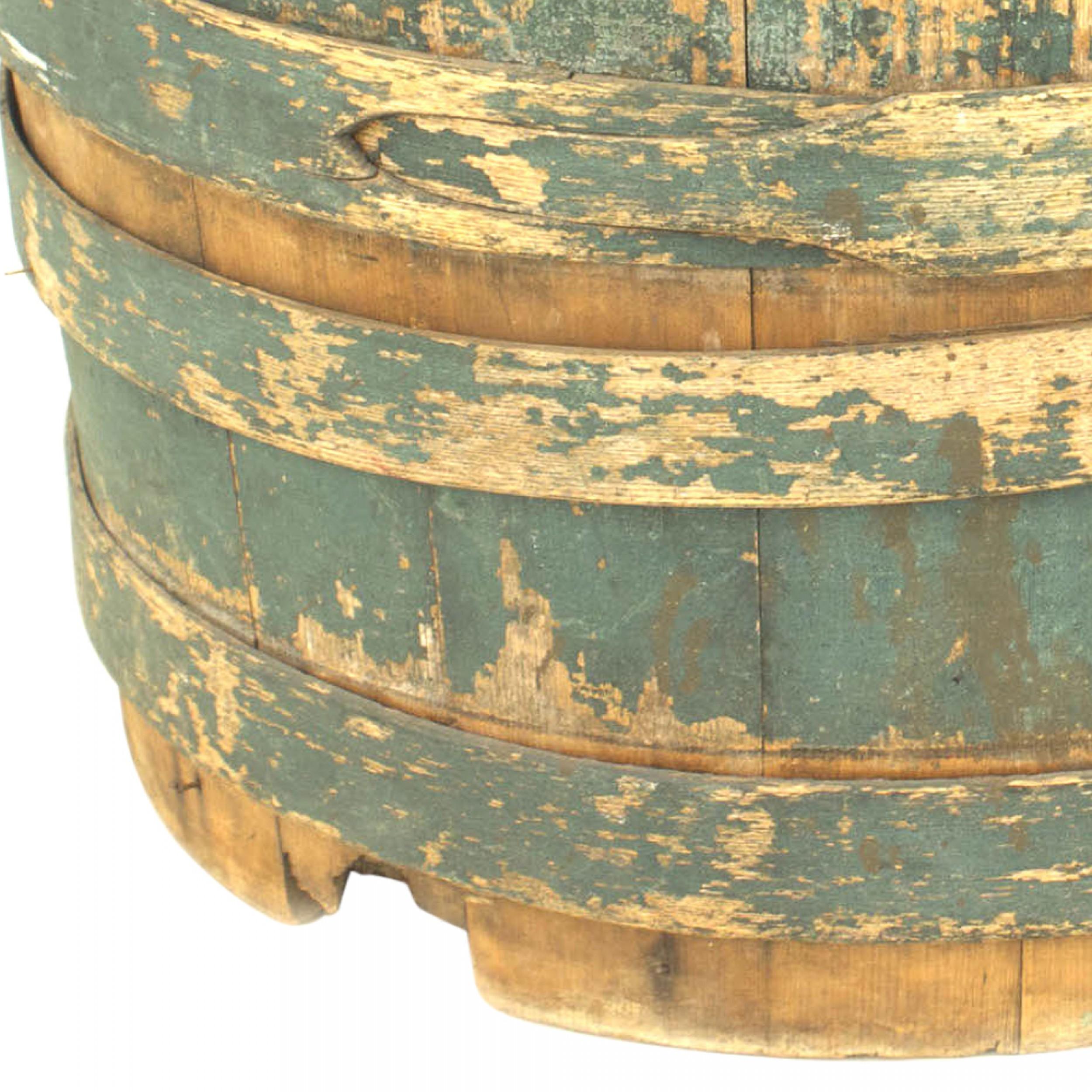 Country Seau rustique américain en vente