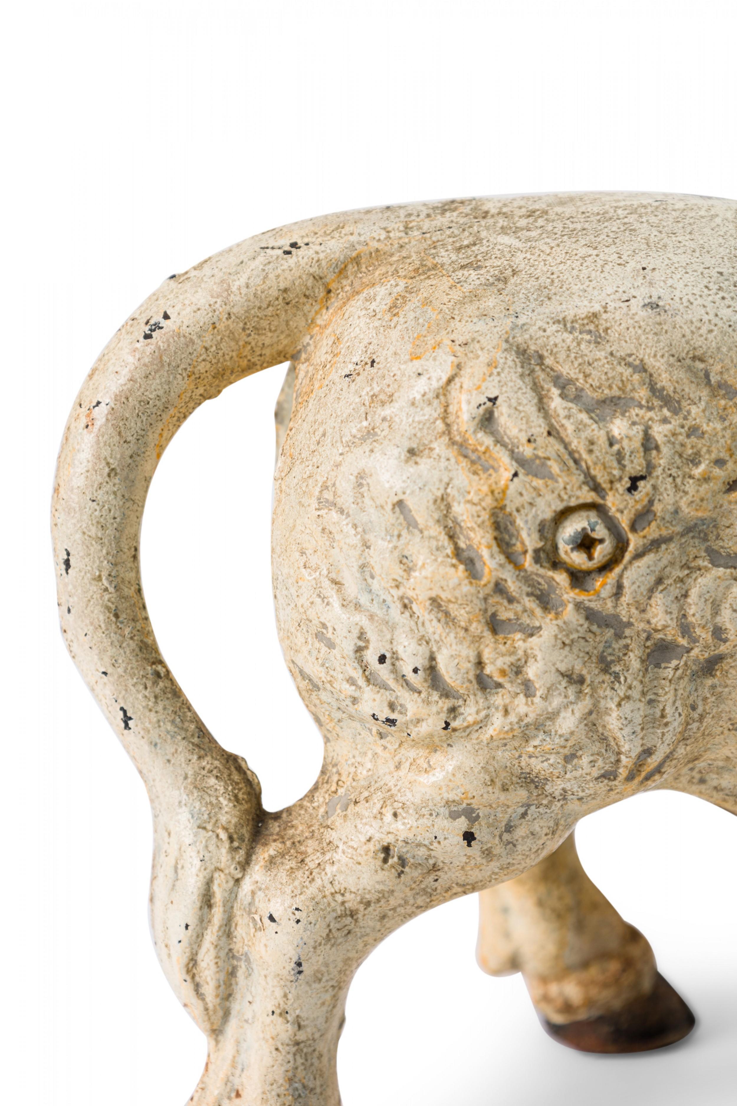 Fermaporta in ghisa verniciato a forma di toro American Country Rustic in vendita 1