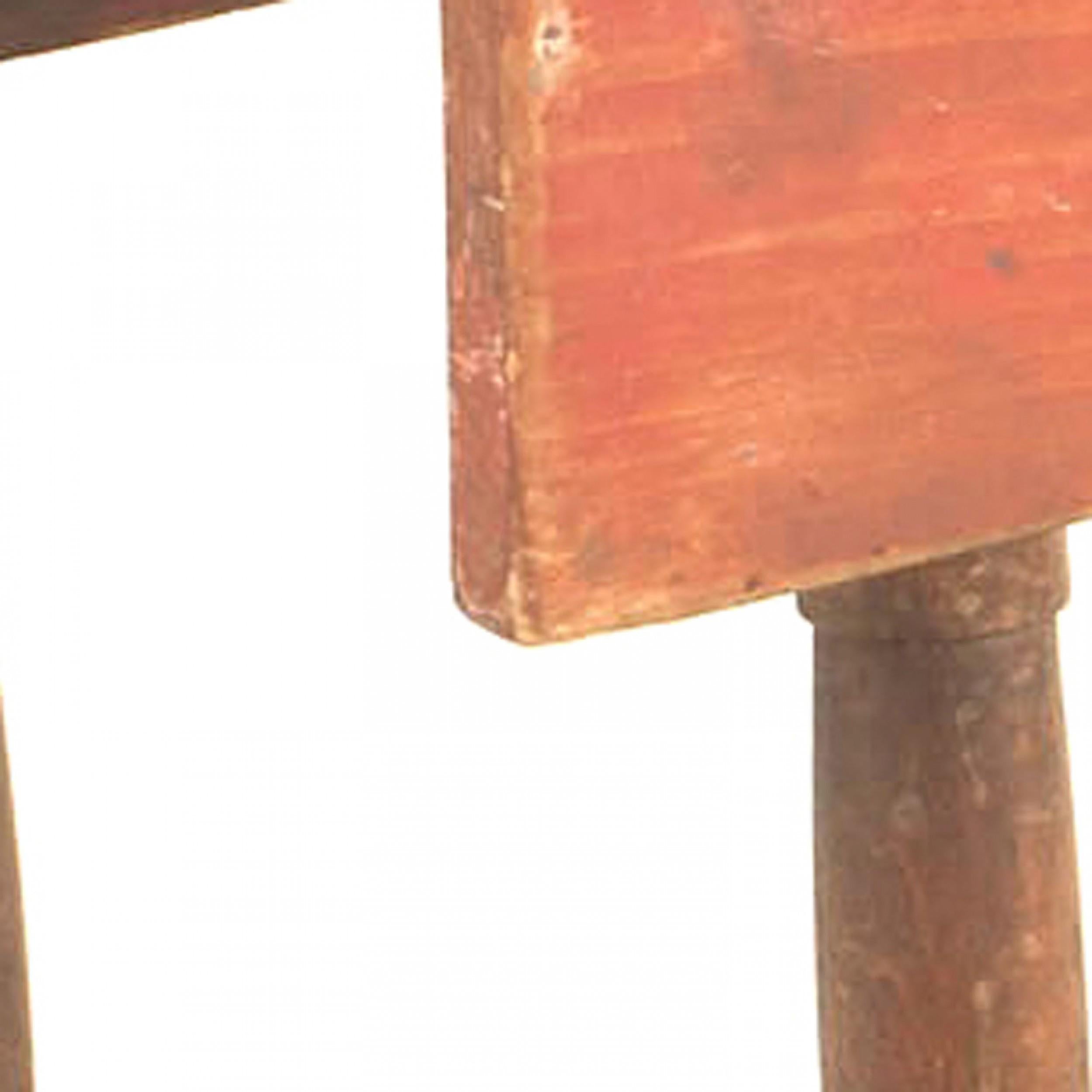 Hand-Painted American Country Rustic Red Painted Drop Leaf Table For Sale